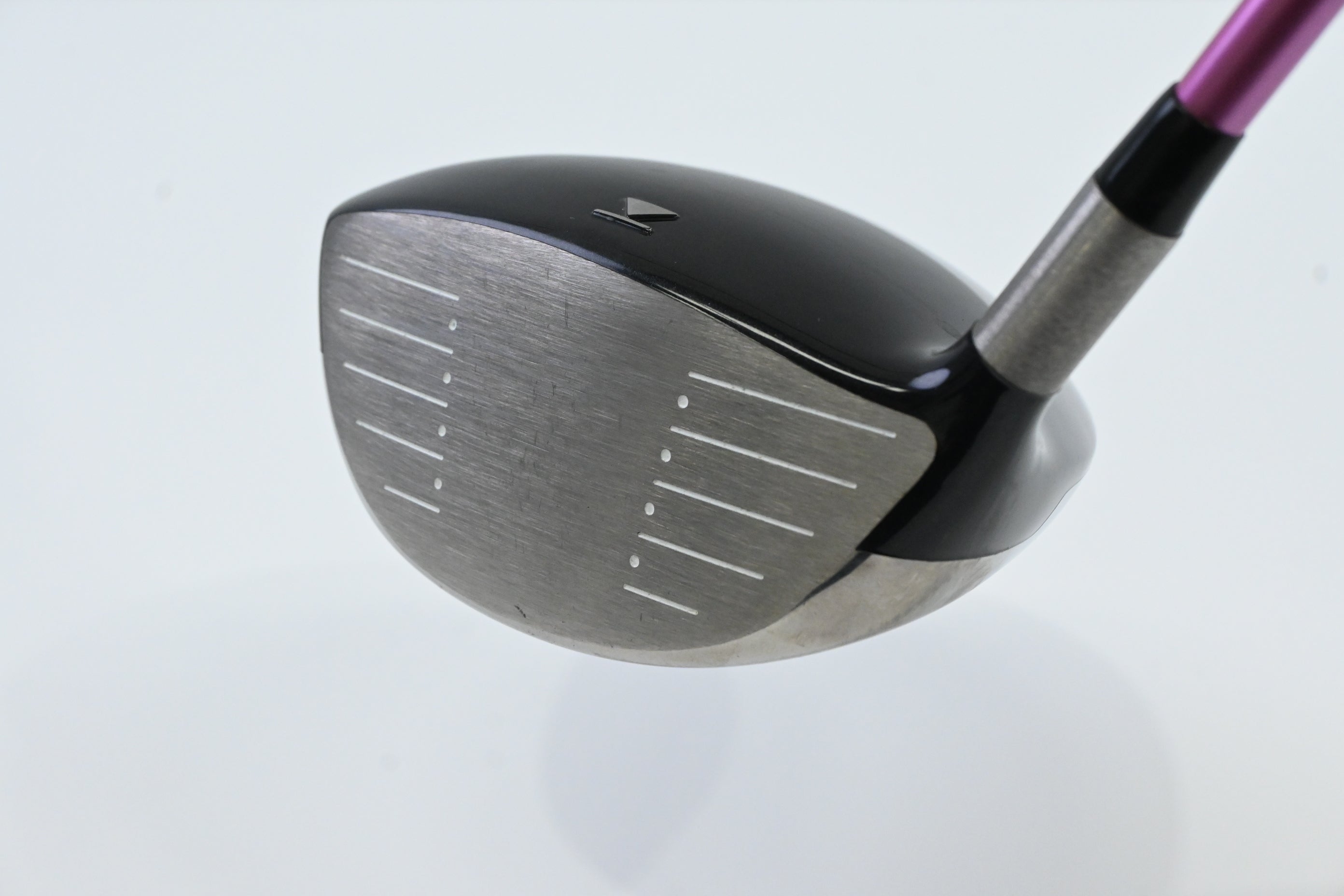 Titleist 909 D2 Driver / 9.5 Degree / Stiff Flex Aldla NV 55 Shaft