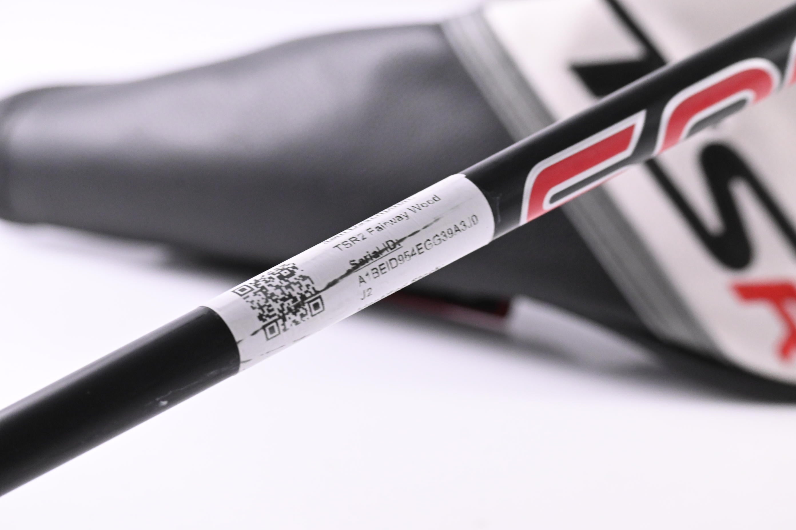 Titleist TSR2 #5 Wood / 18 Degree / Regular Flex HZRDUS Red CB Gen4 60 Shaft