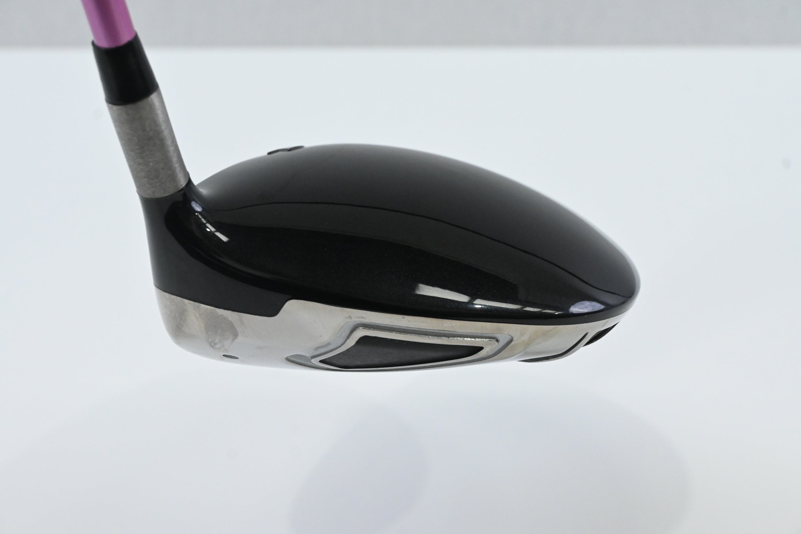 Titleist 909 D2 Driver / 9.5 Degree / Stiff Flex Aldla NV 55 Shaft