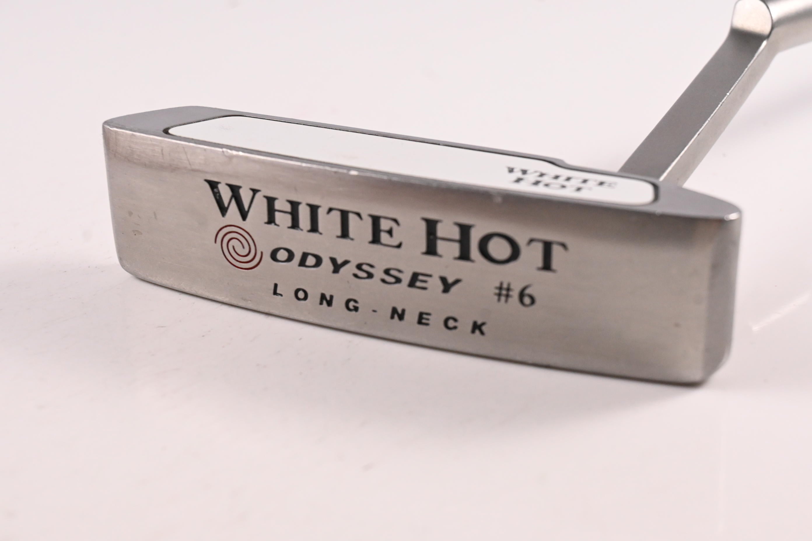 Odyssey White Hot #6 Long-Neck Putter / 32 Inch