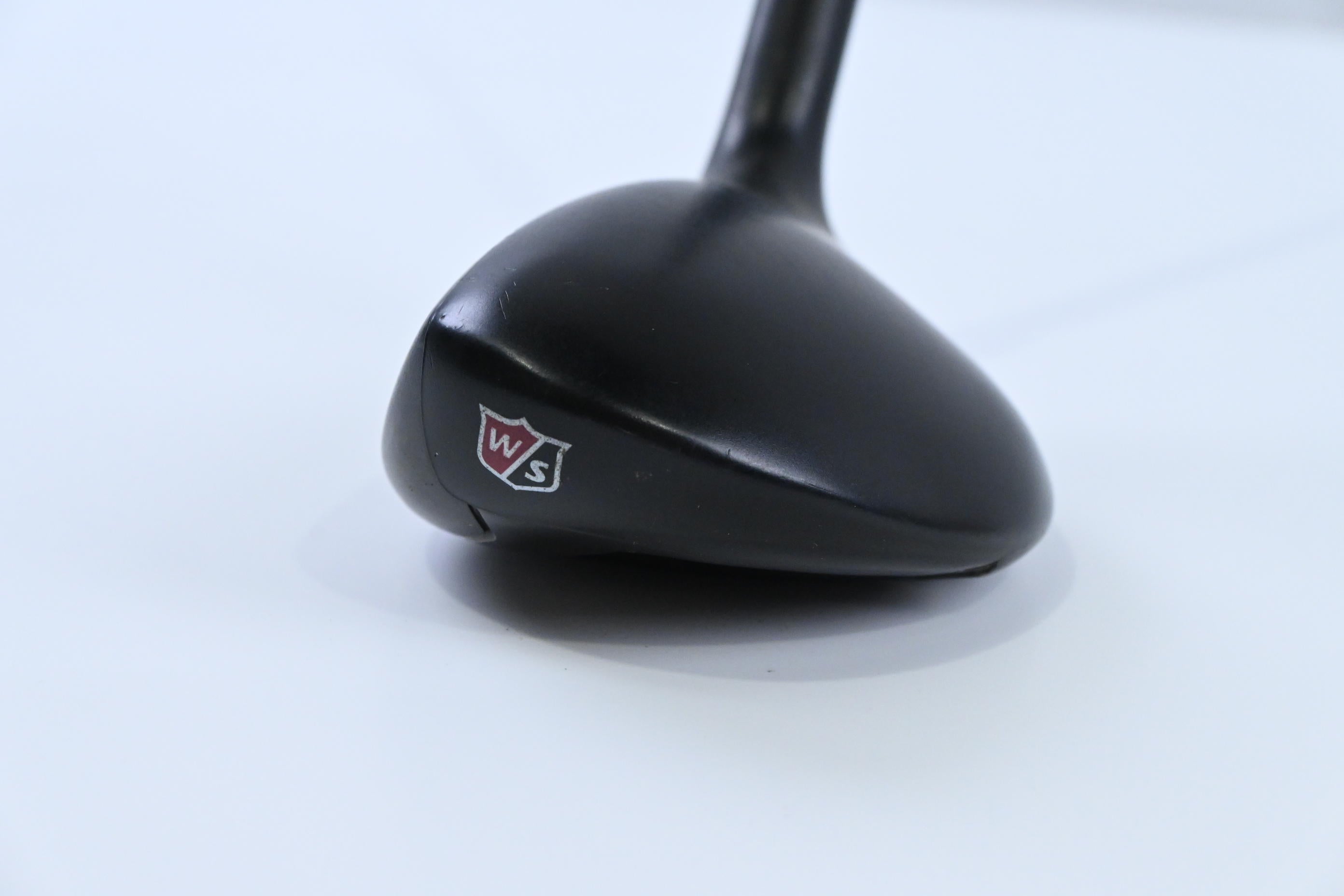 Left Hand Wilson D100 #4 Hybrid / 22 Degree / Senior Flex Rifle Shaft