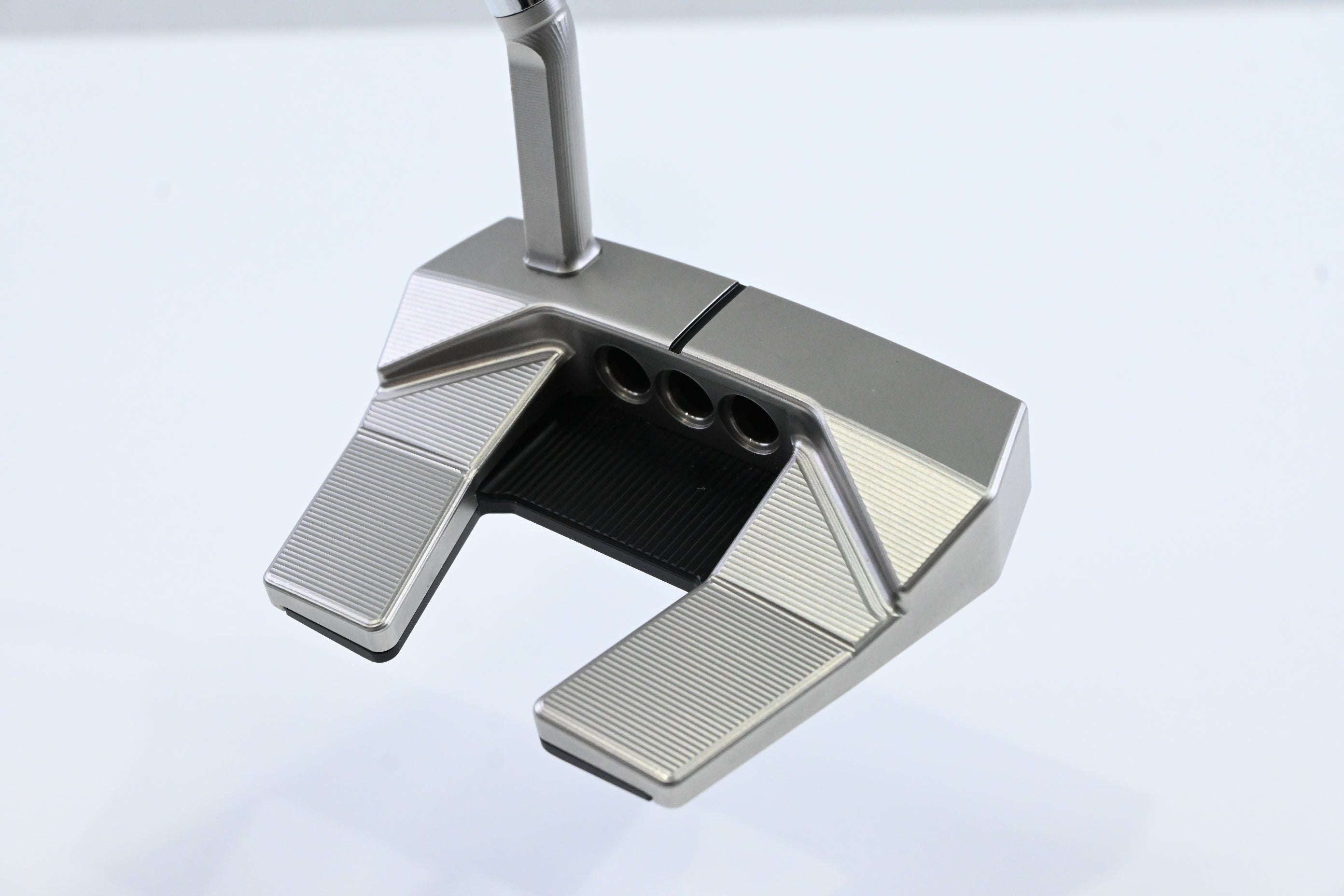 Scotty Cameron 2026 Phantom 5.5 Putter / 34 Inch
