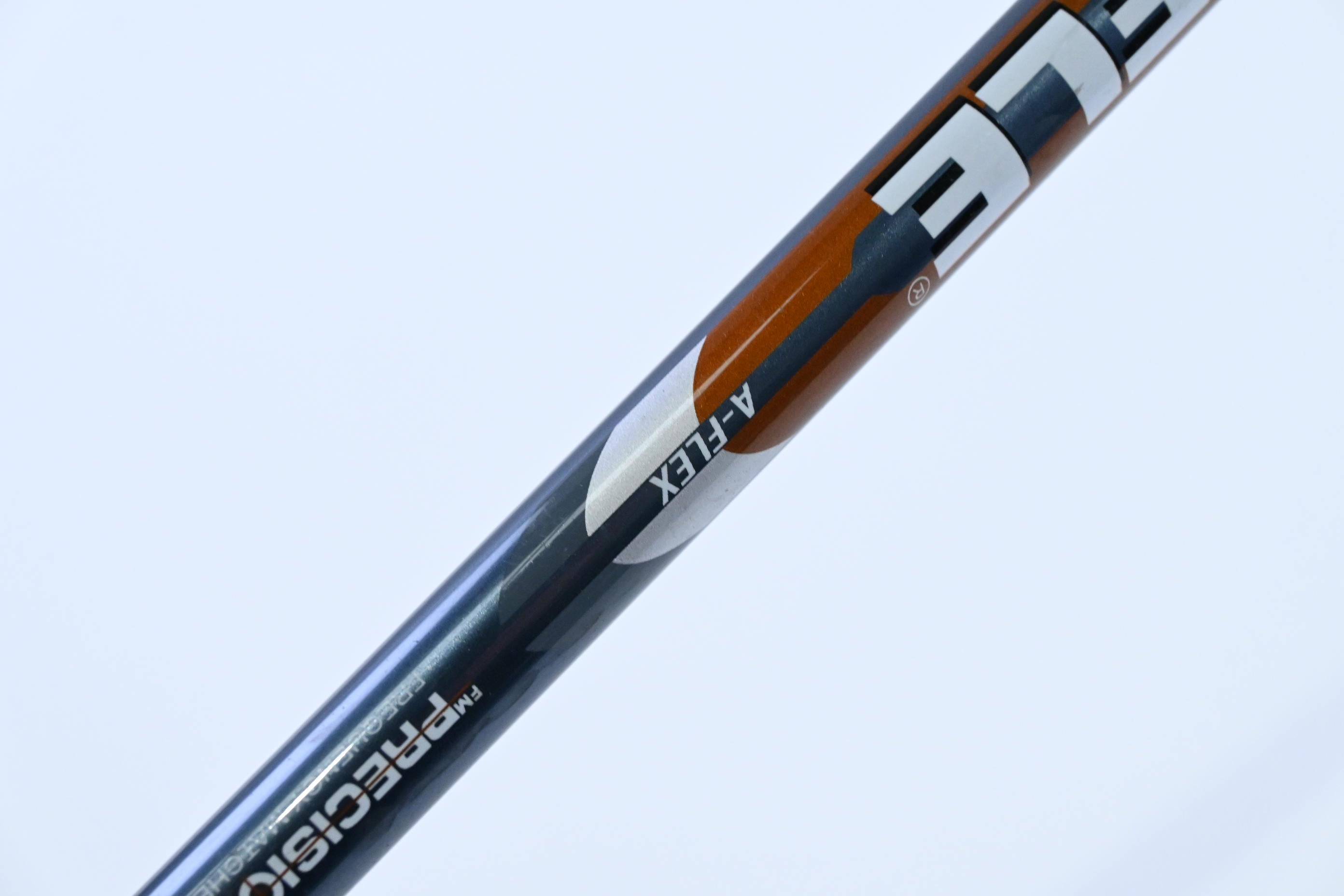 Left Hand Wilson D100 #4 Hybrid / 22 Degree / Senior Flex Rifle Shaft