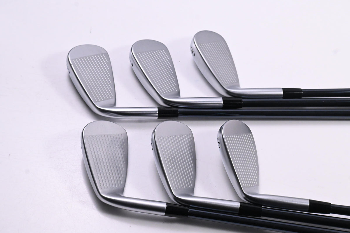 Mizuno JPX 925 Hot Metal Pro Irons / 6-PW+GW / Regular Flex Recoil Dart 90 Shaft