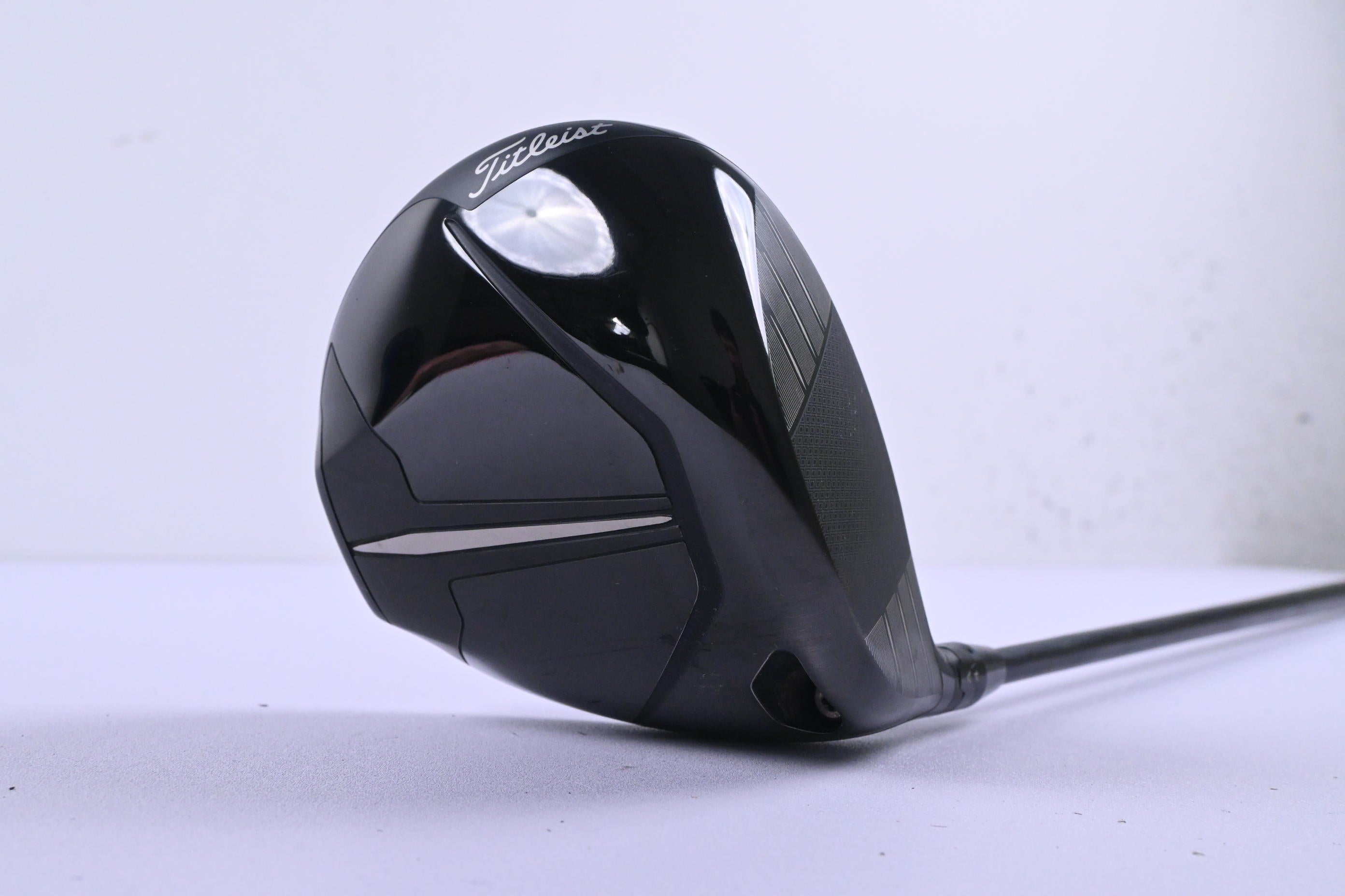 Titleist TSR2 Driver / 10 Degree / Regular Flex HZRDUS Gen4 Red CB 50 Shaft
