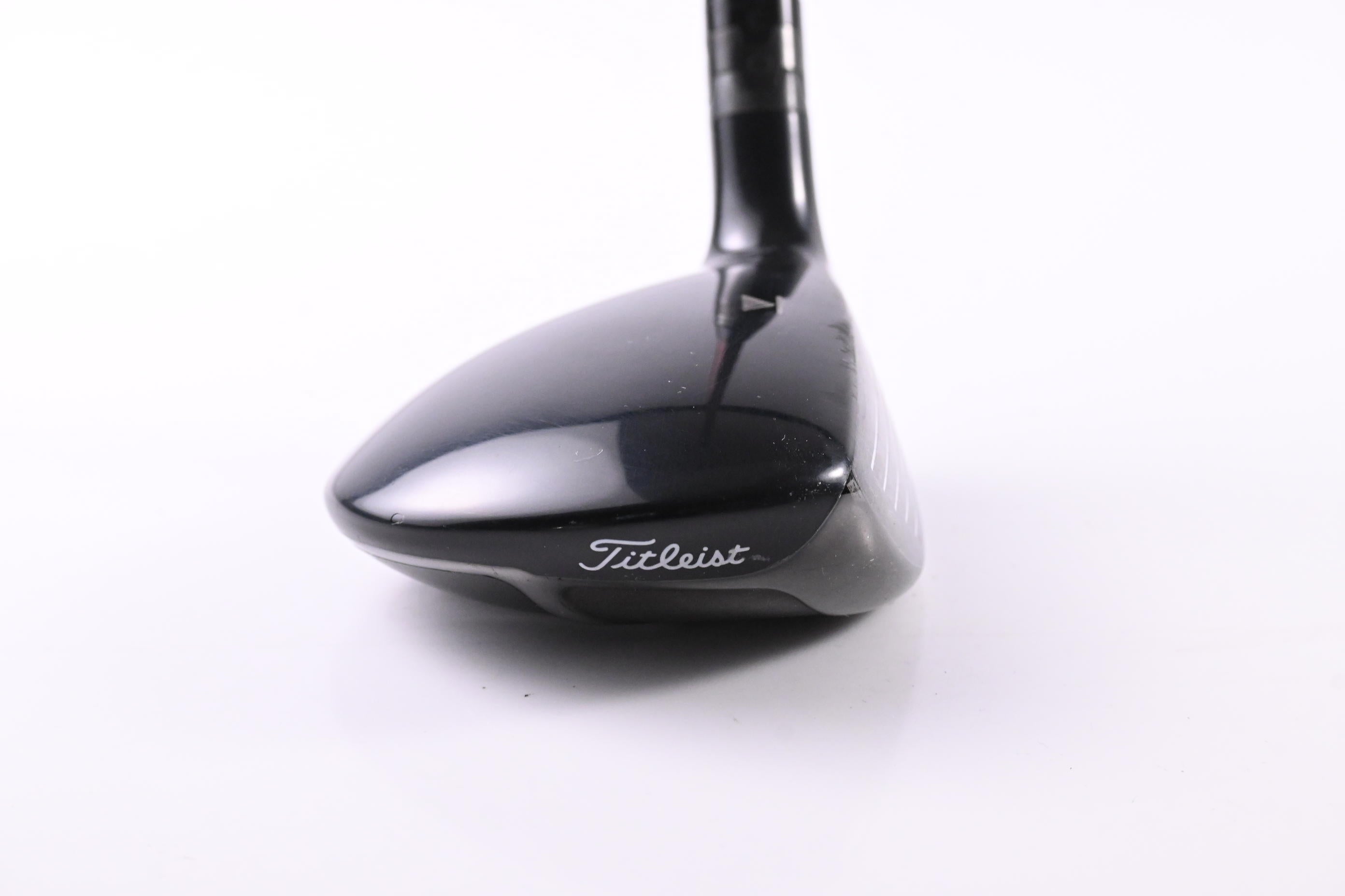 Titleist 910 F #4 Wood / 17 Degree / Regular Flex Diamana 'ilima 71 Shaft