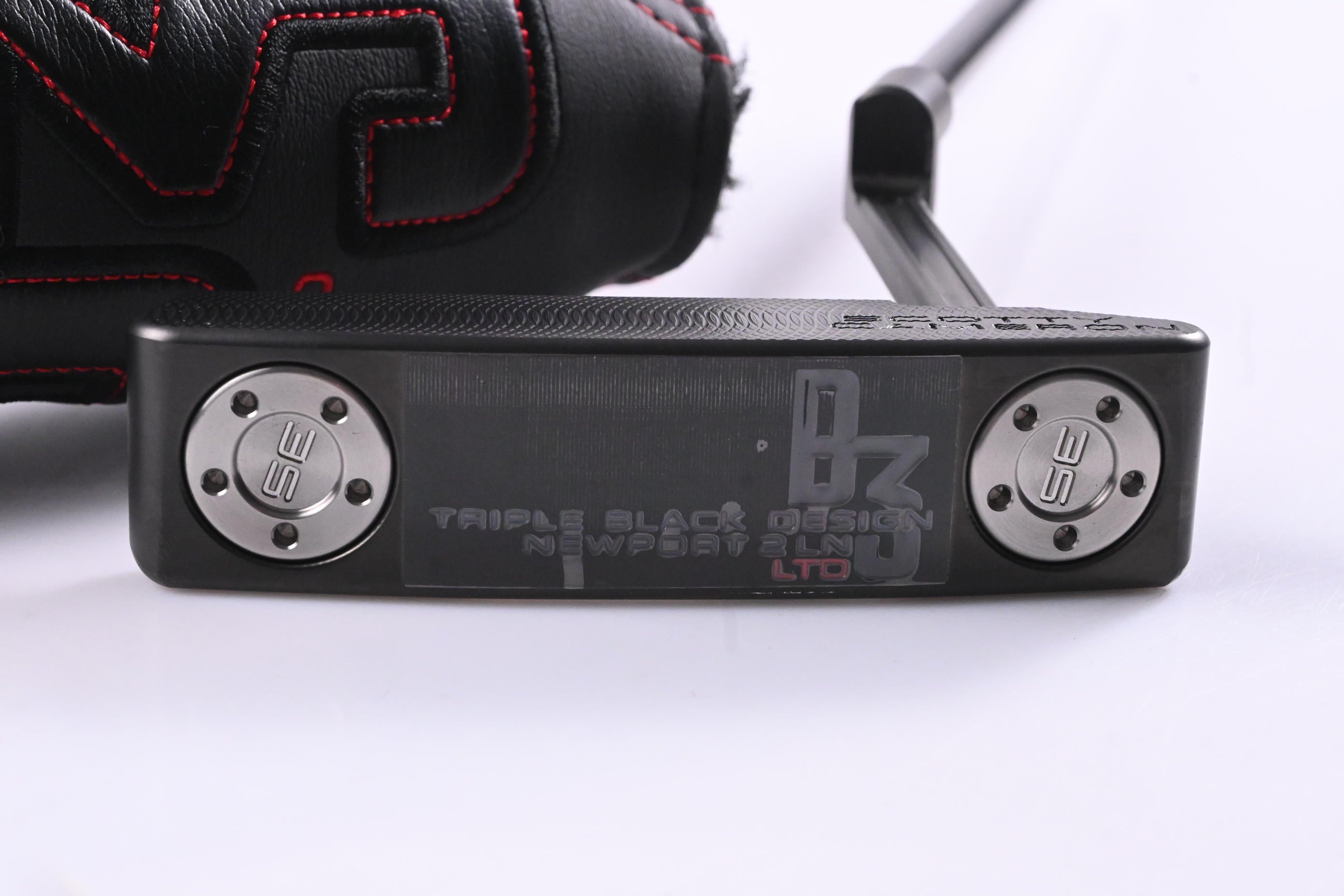 Scotty Cameron B3 Triple Black Design LTD Newport 2 LN Putter / 34 Inch