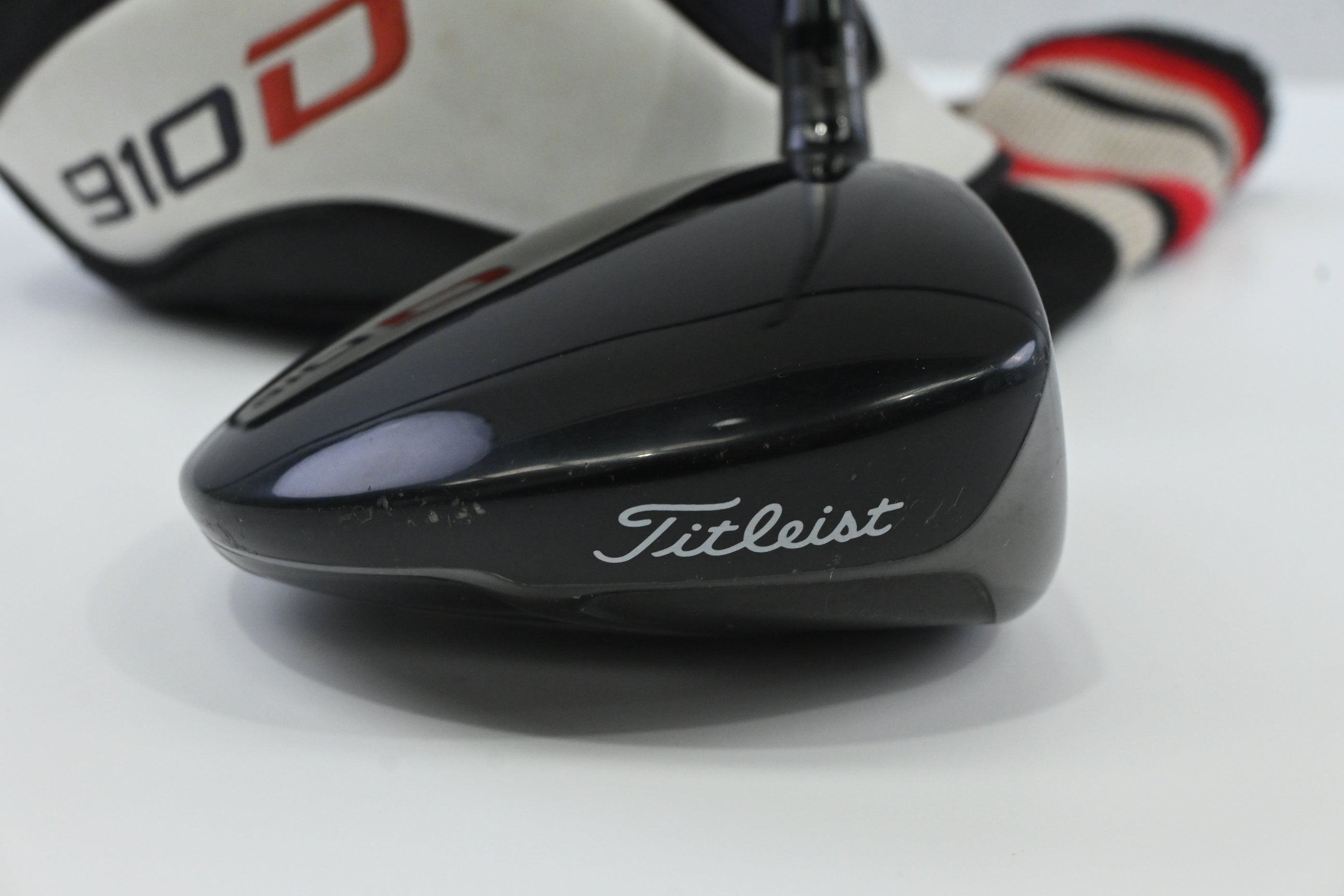Titleist 910 D2 Driver / 8.5 Degree / Stiff Flex Diamana D+ 60 Shaft