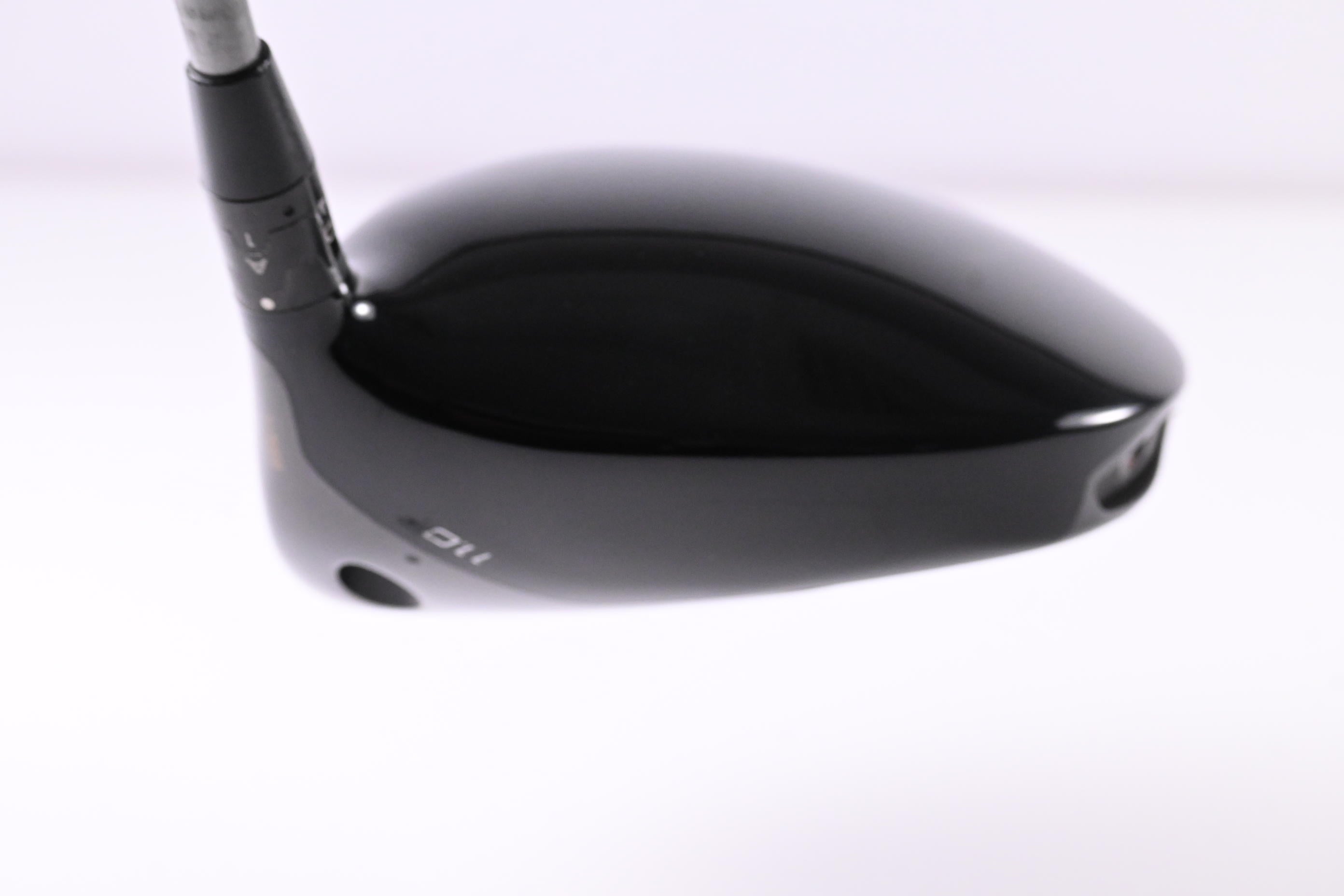 Titleist GT2 Driver / 11 Degree / X-Flex Aldila Rogue MAX 65 Shaft