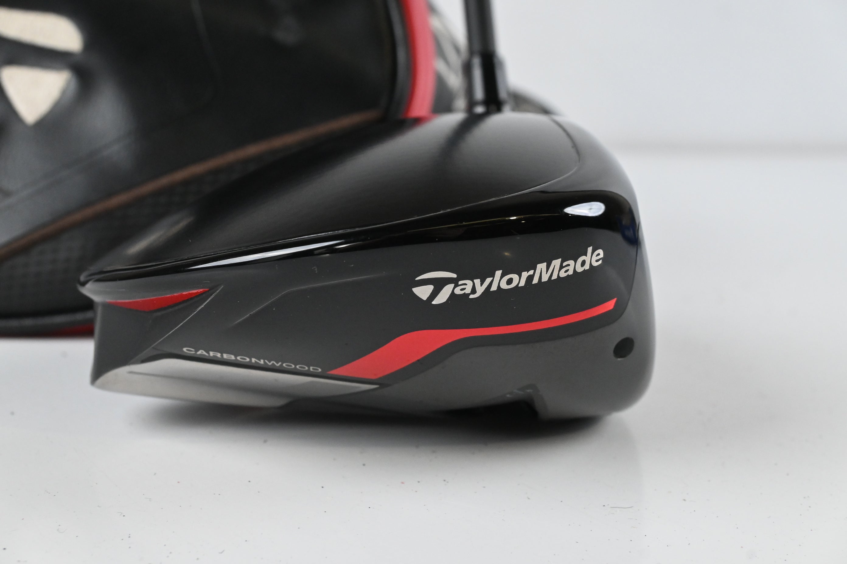 Taylormade Stealth Plus Driver / 9 Degree / Stiff Flex Kai'li Darkwave White 70