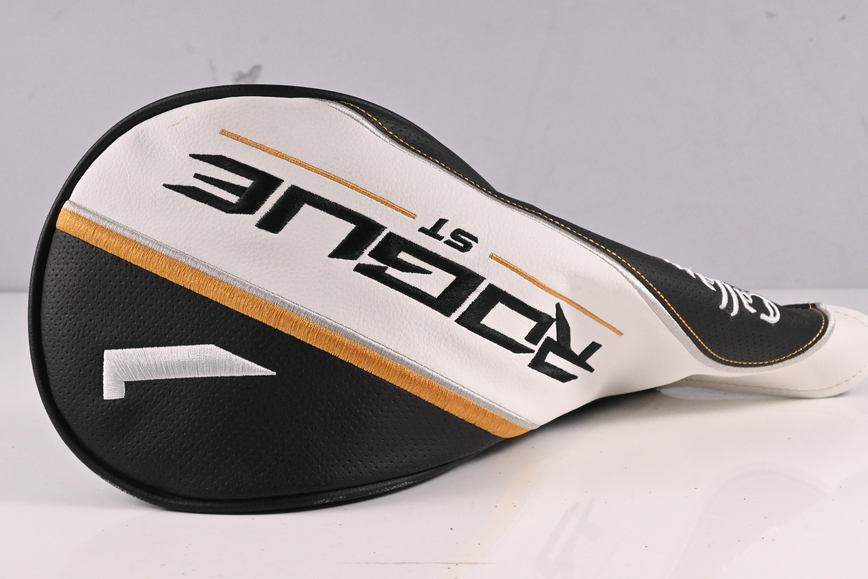 Ladies Callaway Rogue ST MAX D Driver / 10.5 Degree / Ladies Flex Cypher 40 Shaft