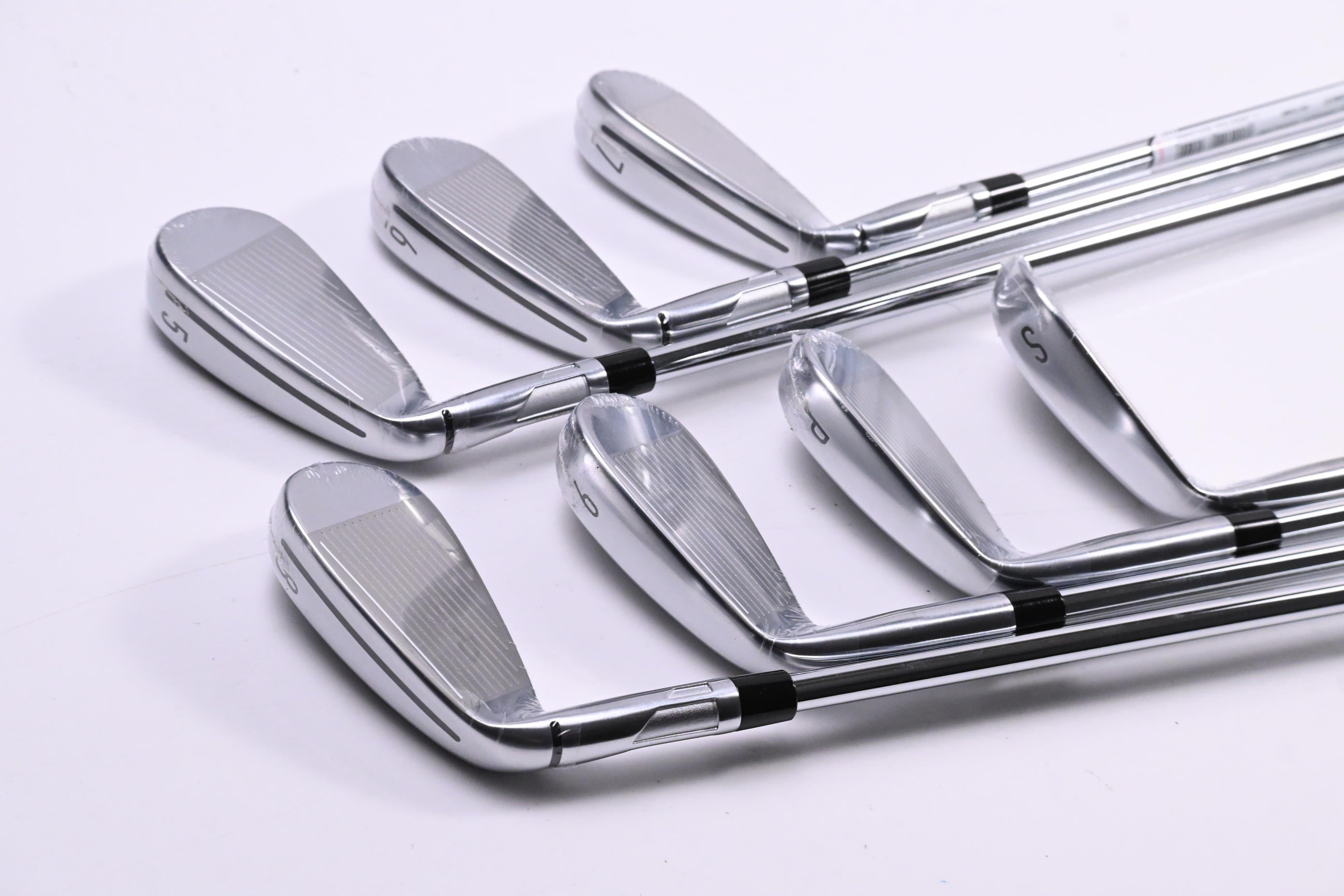 Taylormade Qi Max Irons / 5-PW+SW / Stiff Flex KBS MAX MT 85 Shafts