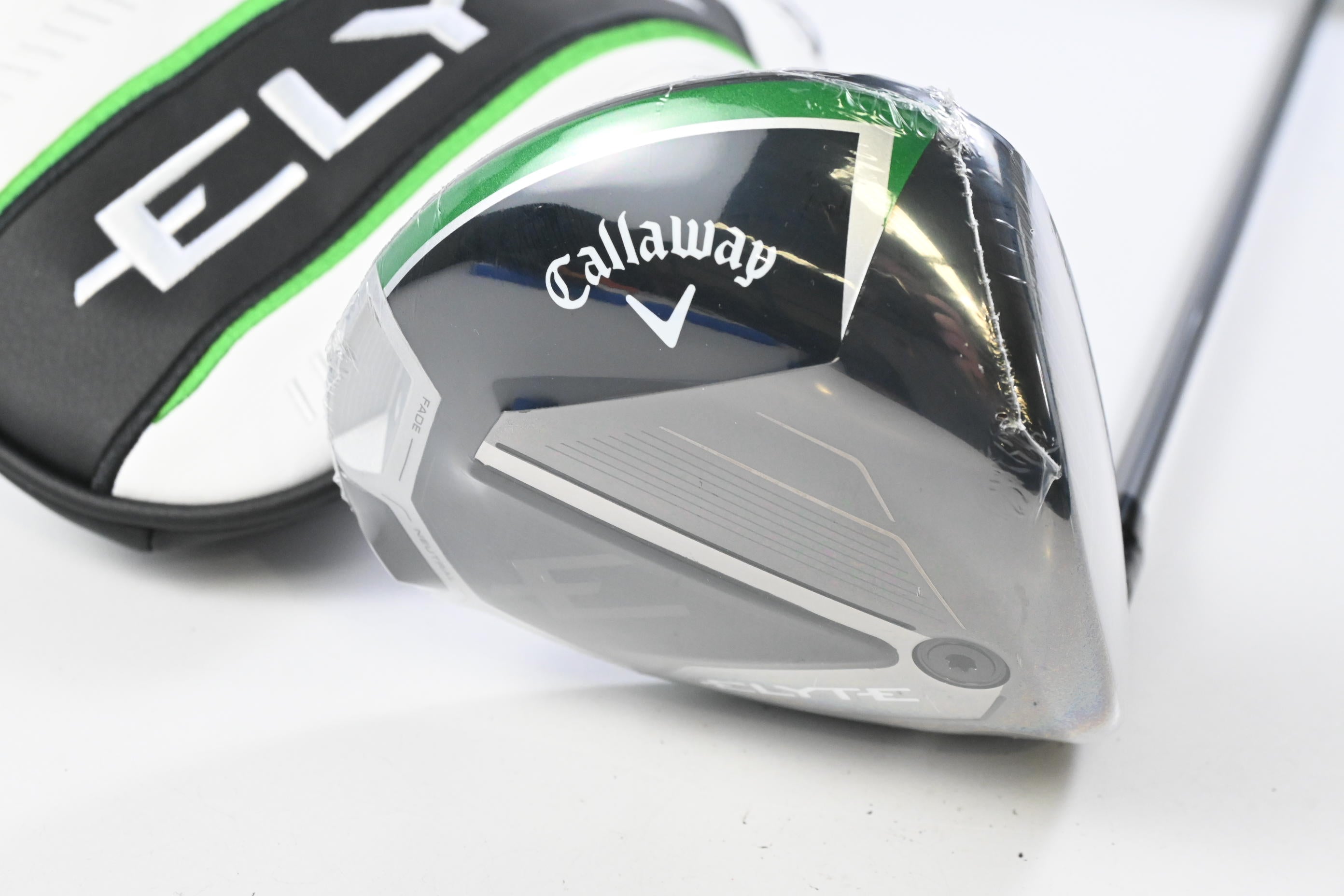 Callaway Elyte Driver / 10.5 Degree / Regular Flex Denali Charcoal 50 Shaft