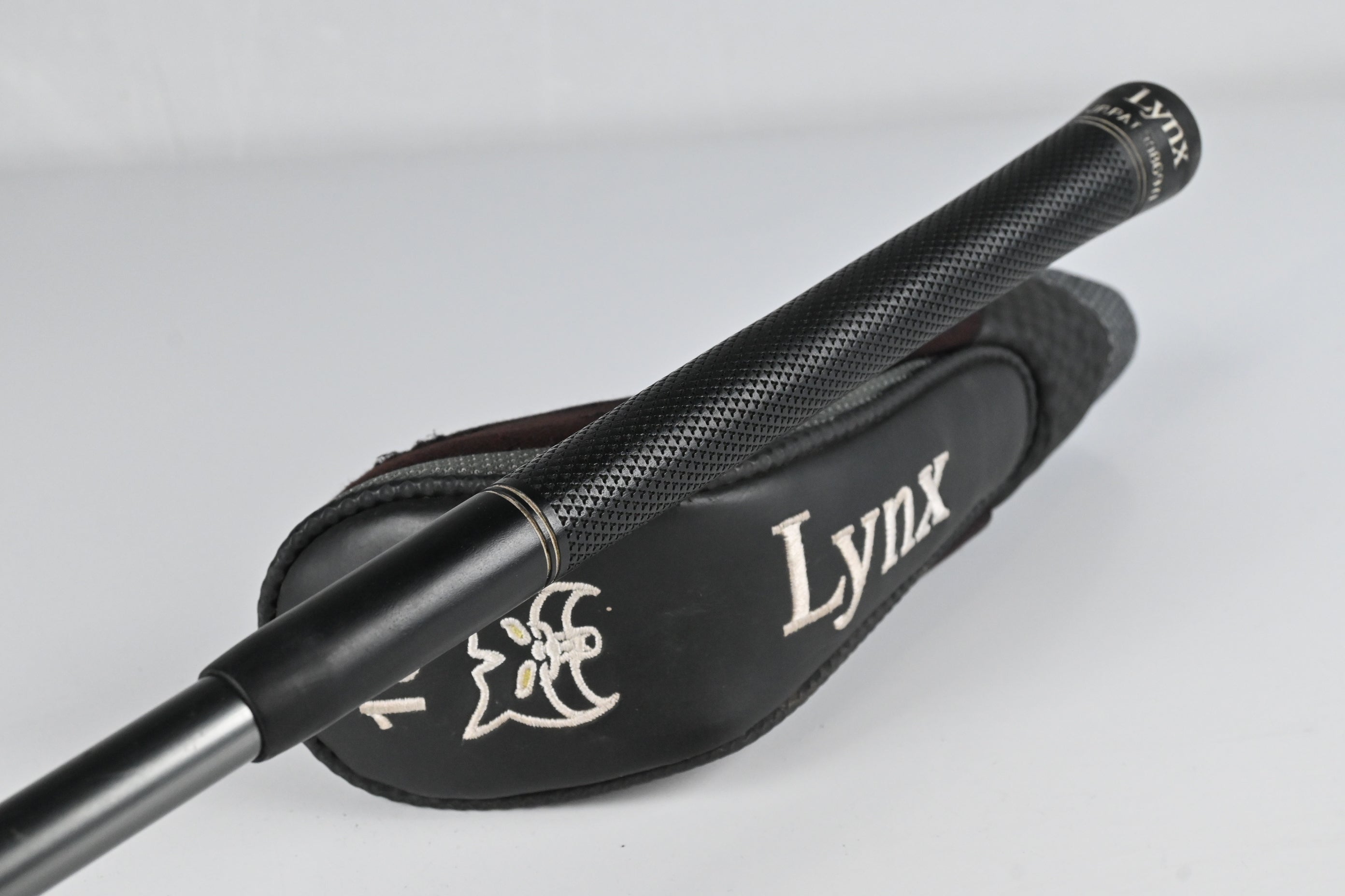 Lynx Predator #2 Hybrid / 18 Degree / Regular Flex Lynx Prime 68 Shaft