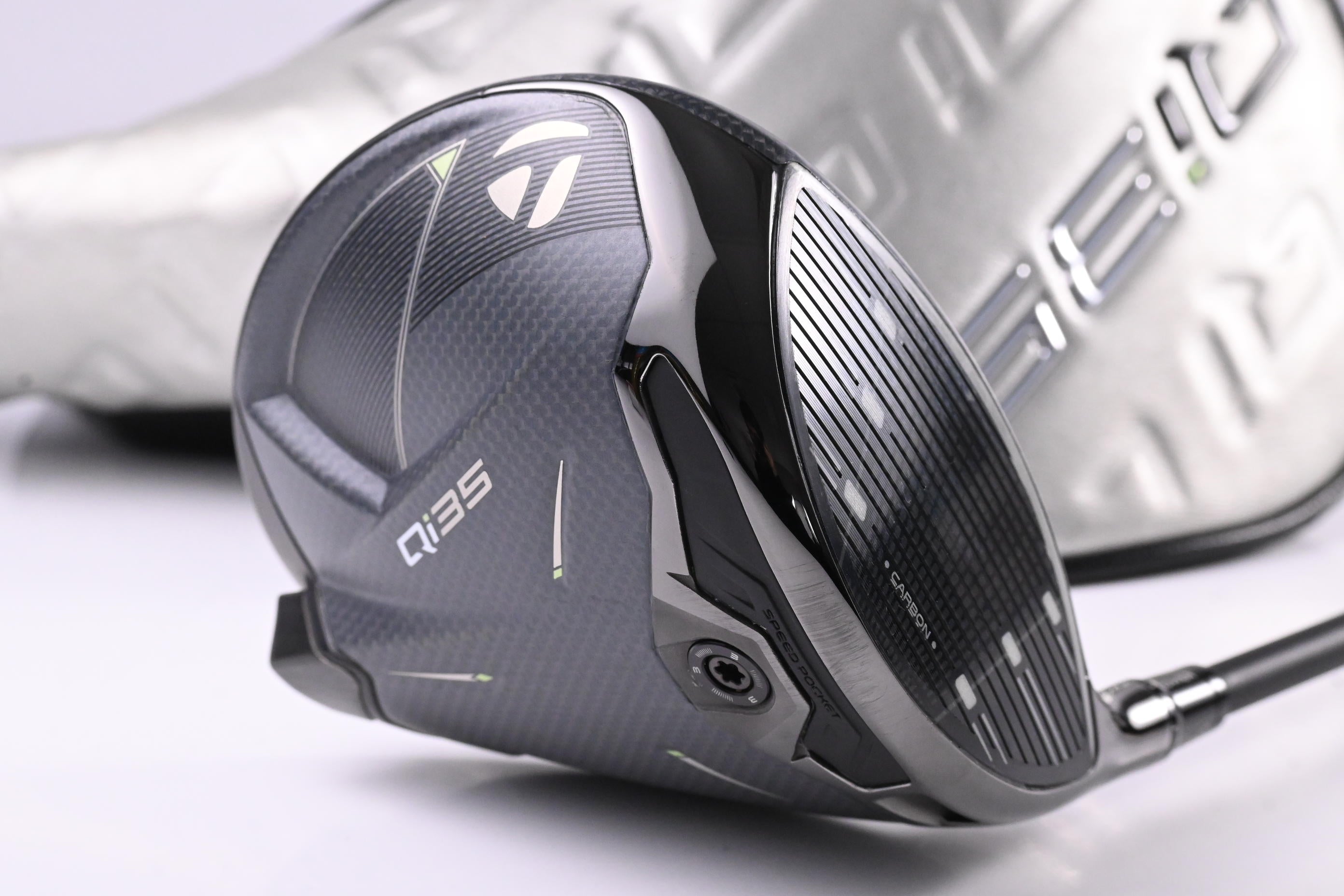 Taylormade Qi35 Driver / 9 Degree / Regular Flex Vanquish Blue 5 Shaft