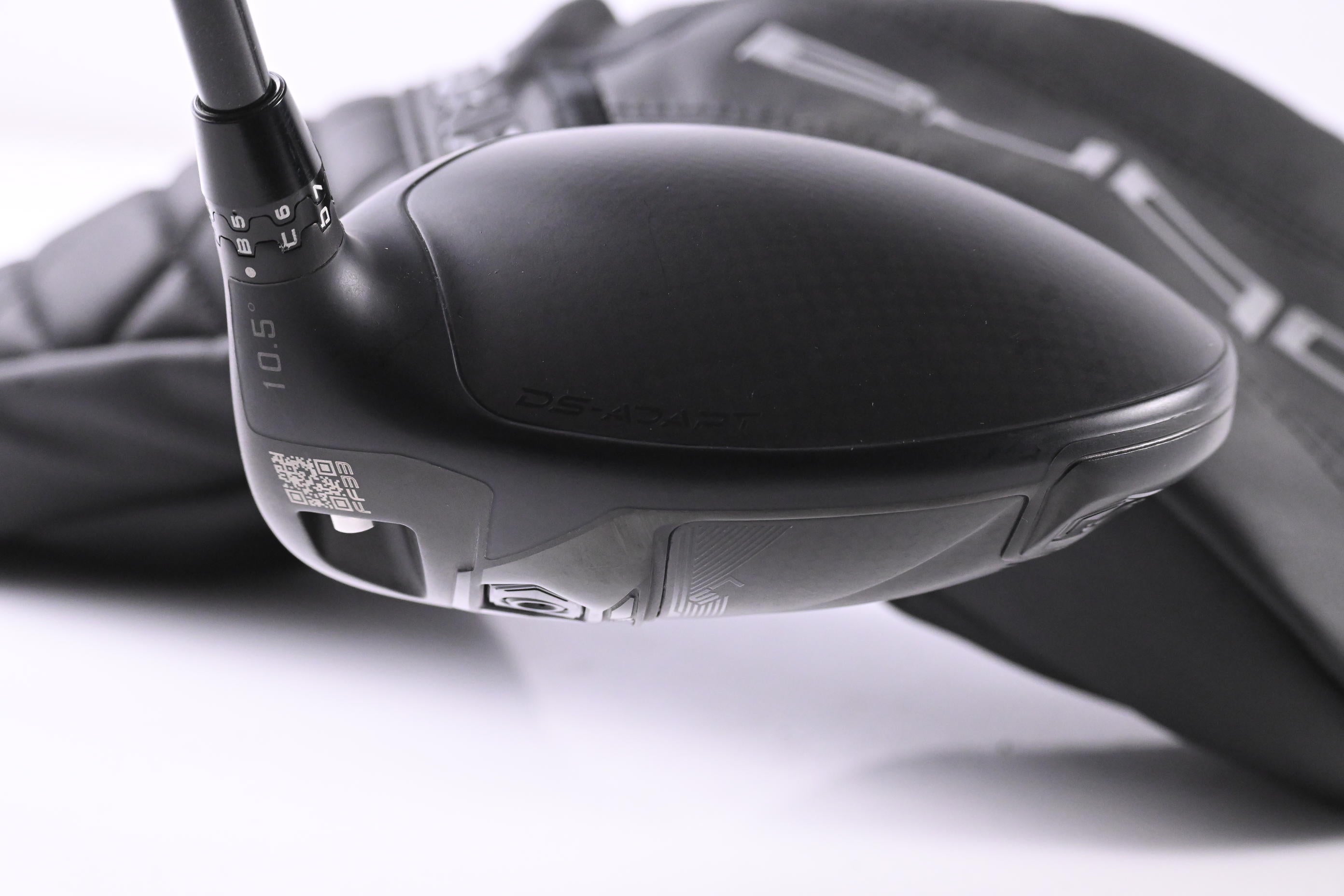 Cobra DS-Adapt LS Driver / 10.5 Degree / X-Flex Denali Black 60 Shaft