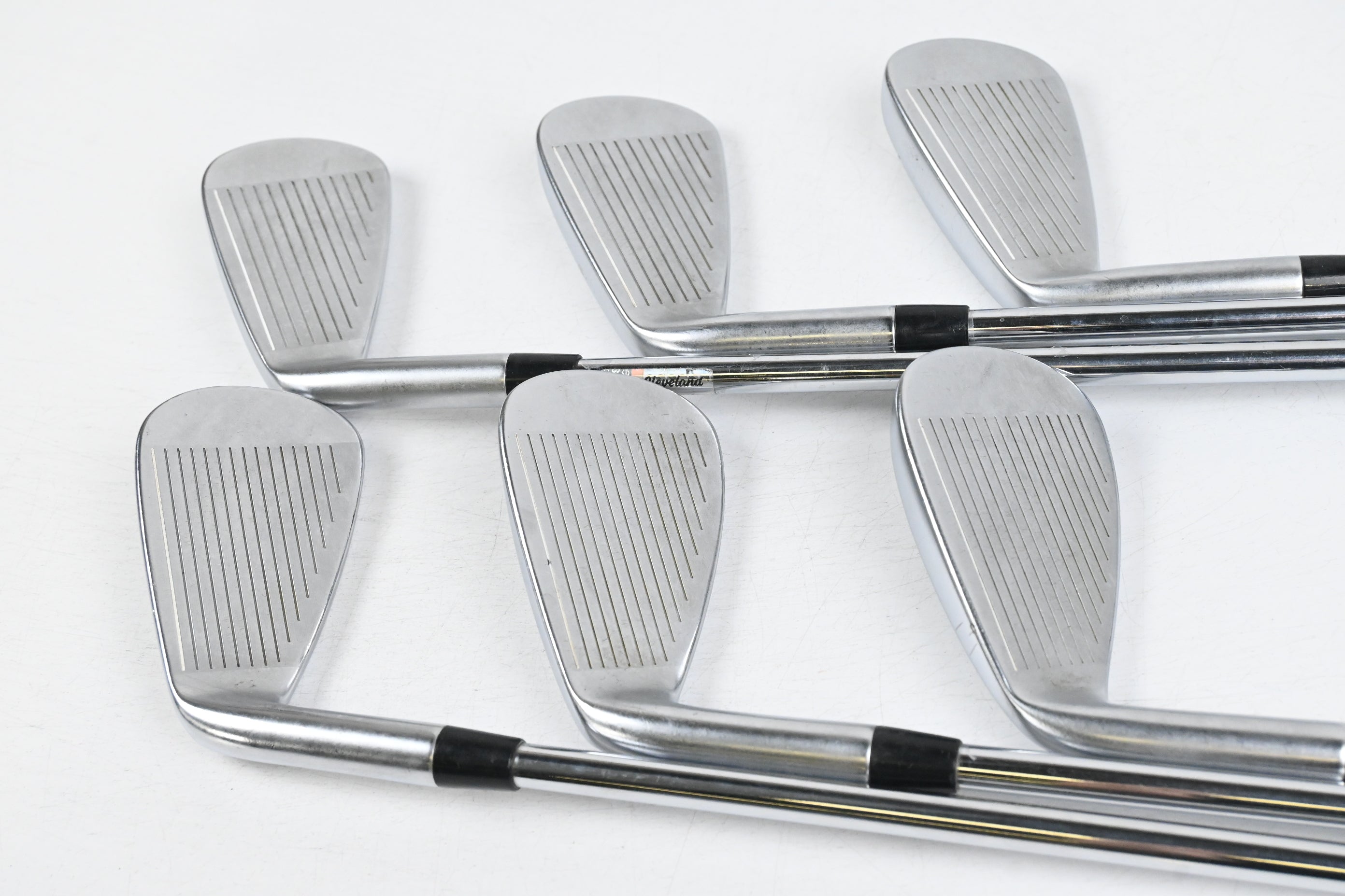 Cleveland Launcher XL Irons / 5-PW / Regular Flex Elevate MPH 95 Shafts