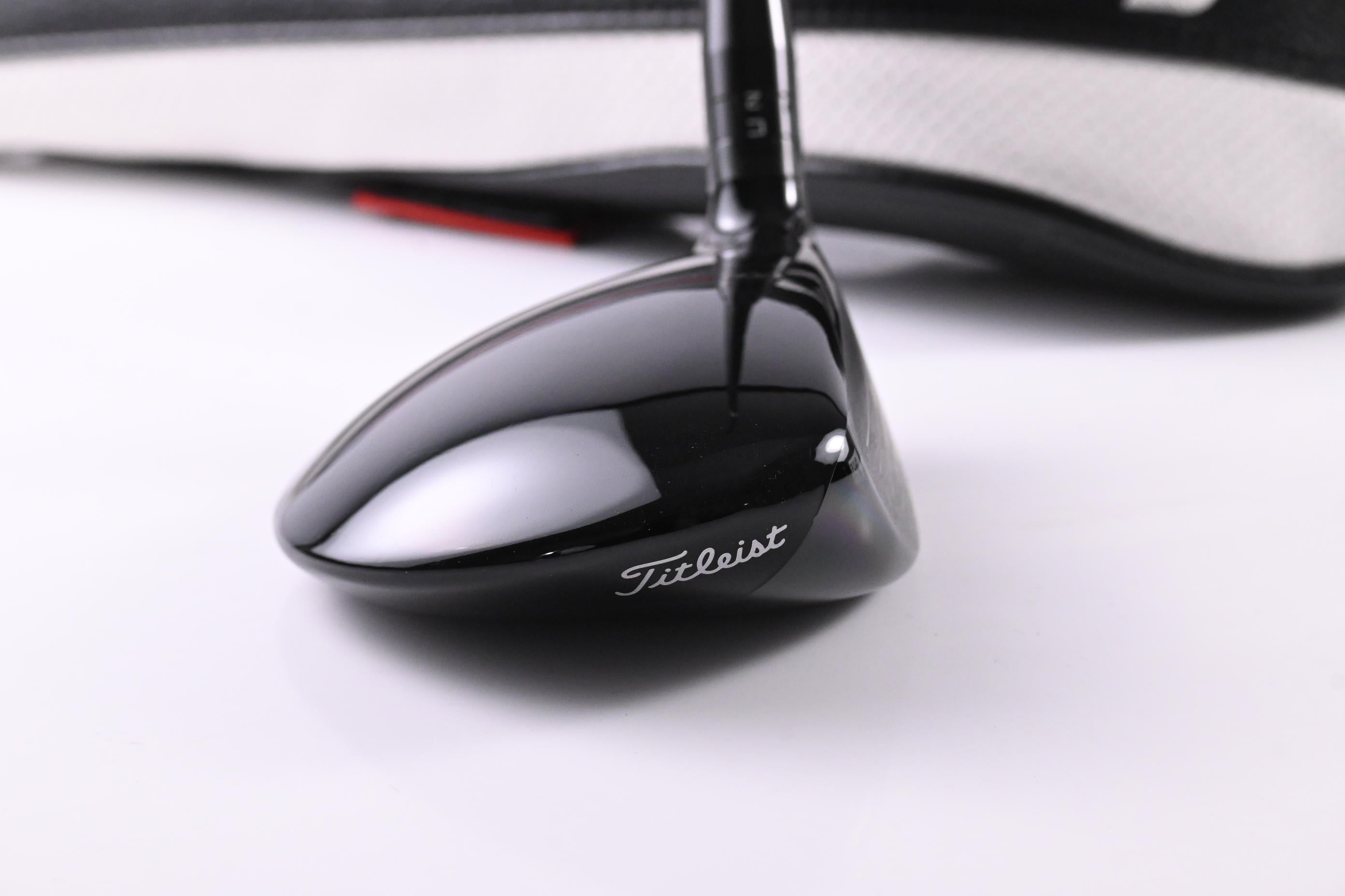 Titleist GT2 #3 Wood / 15 Degree / X-Flex HZRDUS Black Gen5 70 Shaft