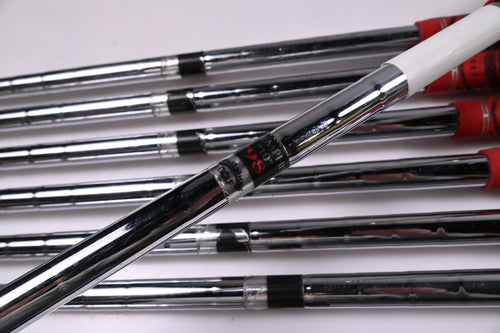 Callaway X-12 Irons / 4-PW+SW / UniFlex Memphis 10 Shafts