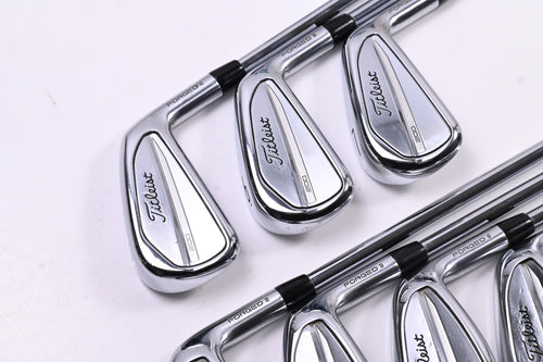 Titleist T200 2023 Irons / 5-PW+GW / Regular Flex AMT Red R300 Shafts