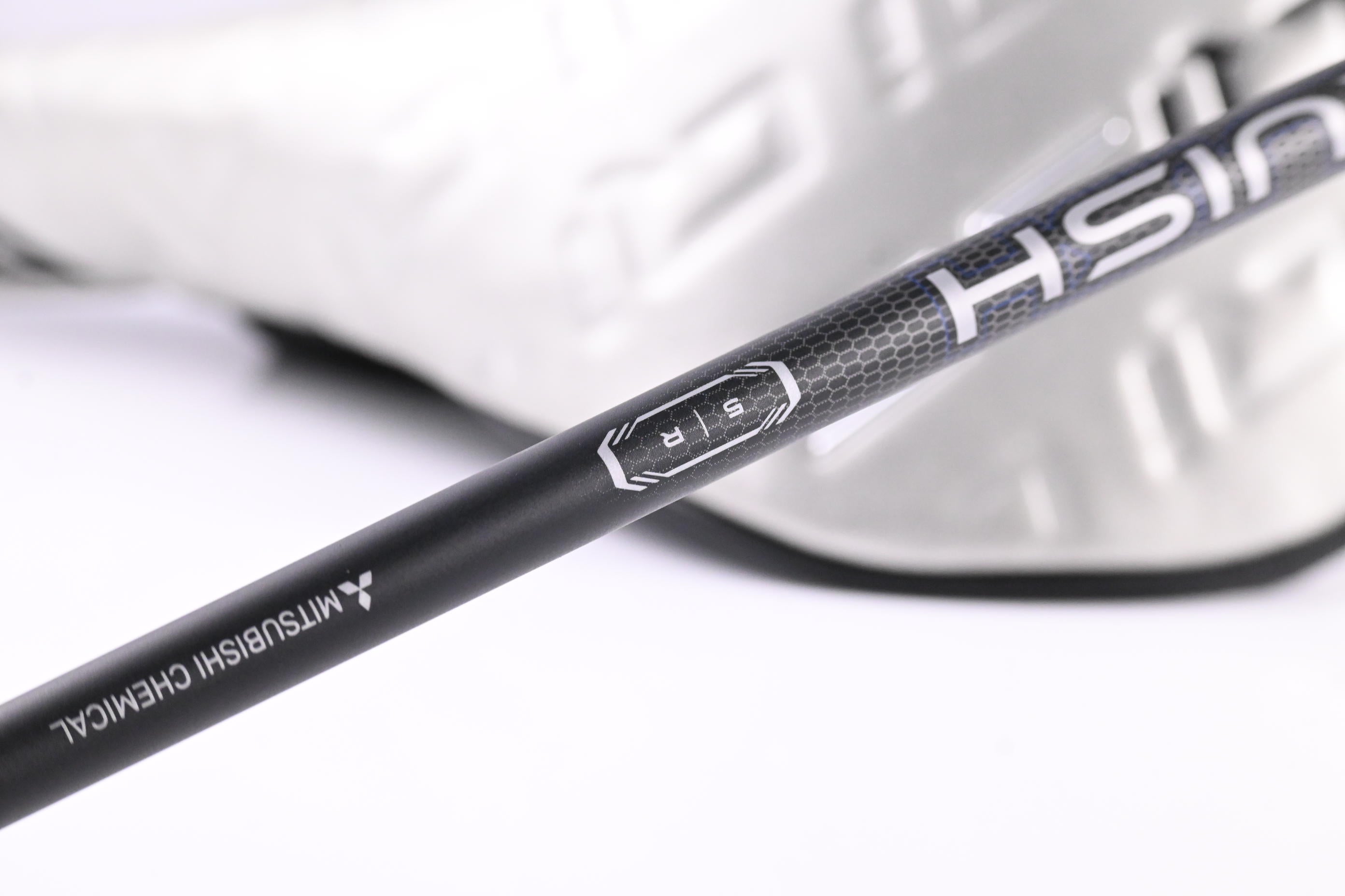 Taylormade Qi35 Driver / 9 Degree / Regular Flex Vanquish Blue 5 Shaft