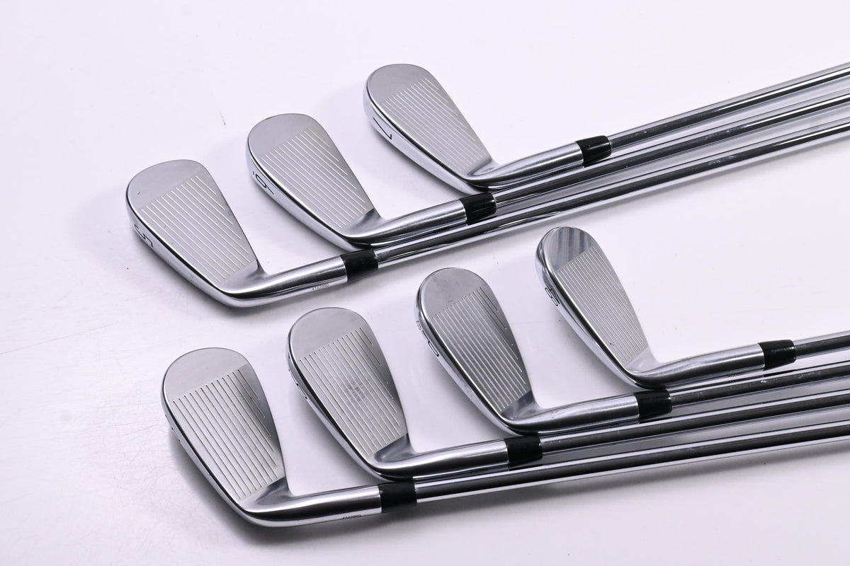 Titleist T200 2023 Irons / 5-PW+GW / Regular Flex AMT Red R300 Shafts