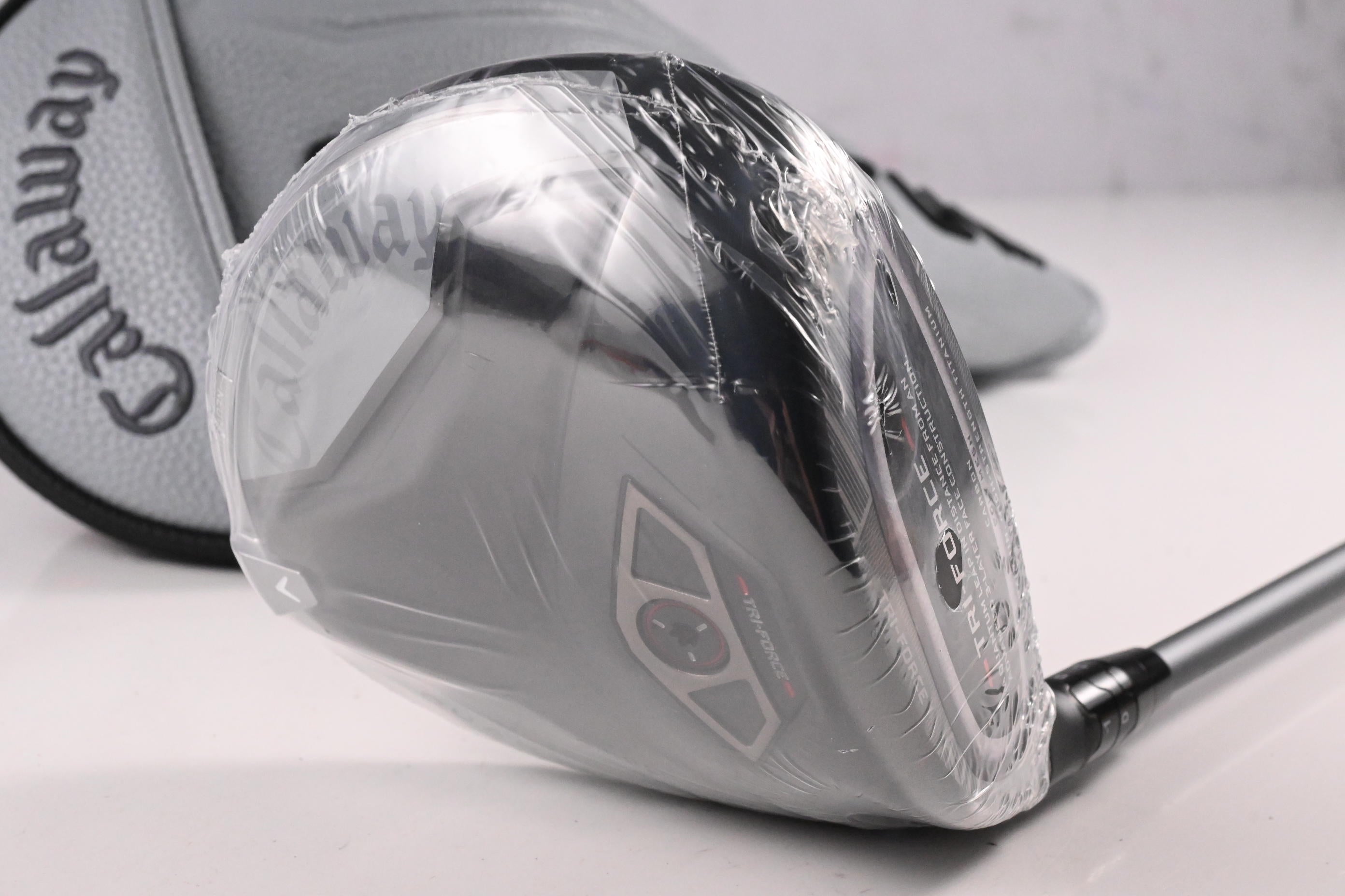 Callaway Quantum Max Drivers / 10.5 Degree / Regular Flex Denali Frost Silver 50 Shaft