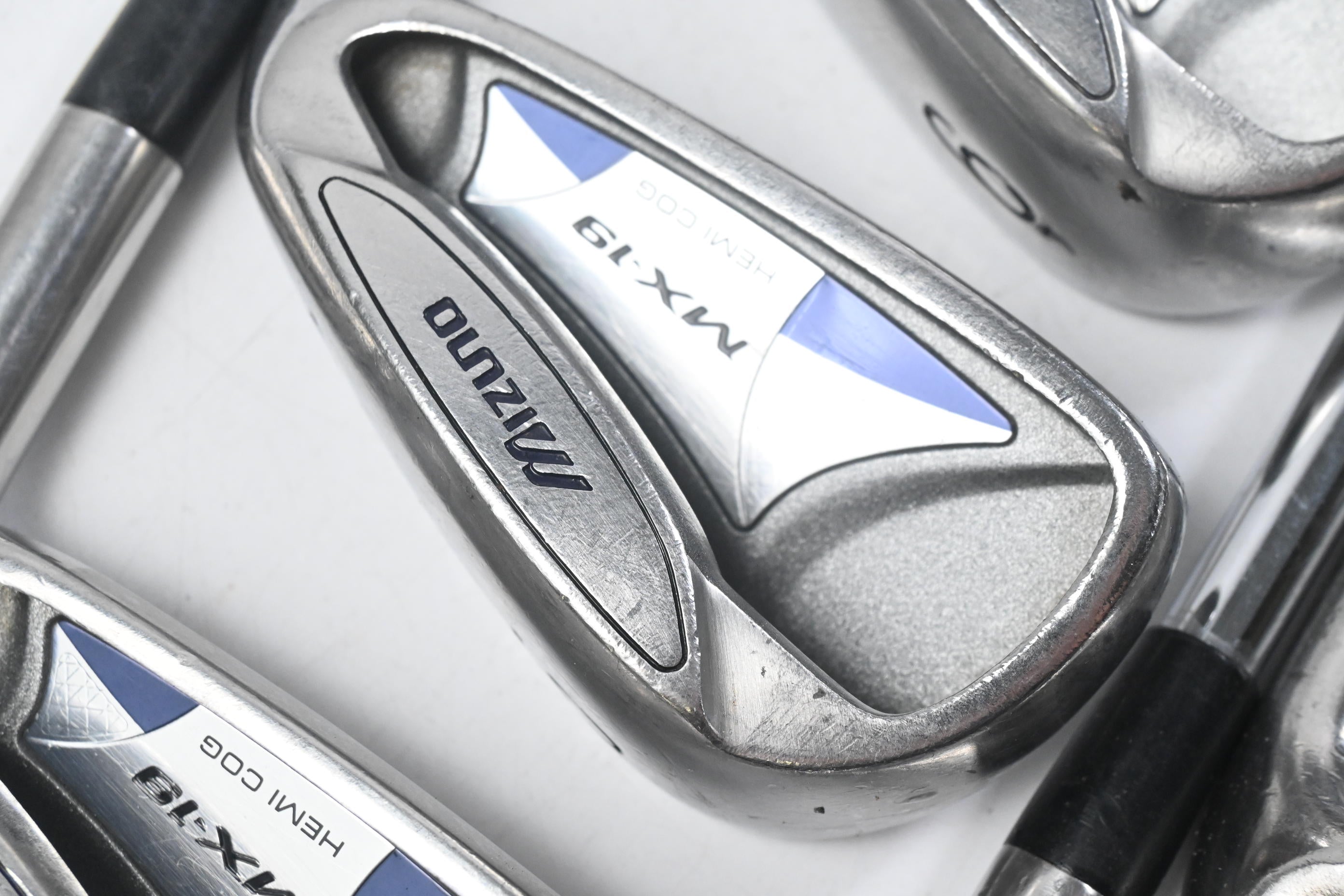 Mizuno MX-19 Irons / 4-PW+SW / Regular Flex Mizuno Dynaflex Shafts