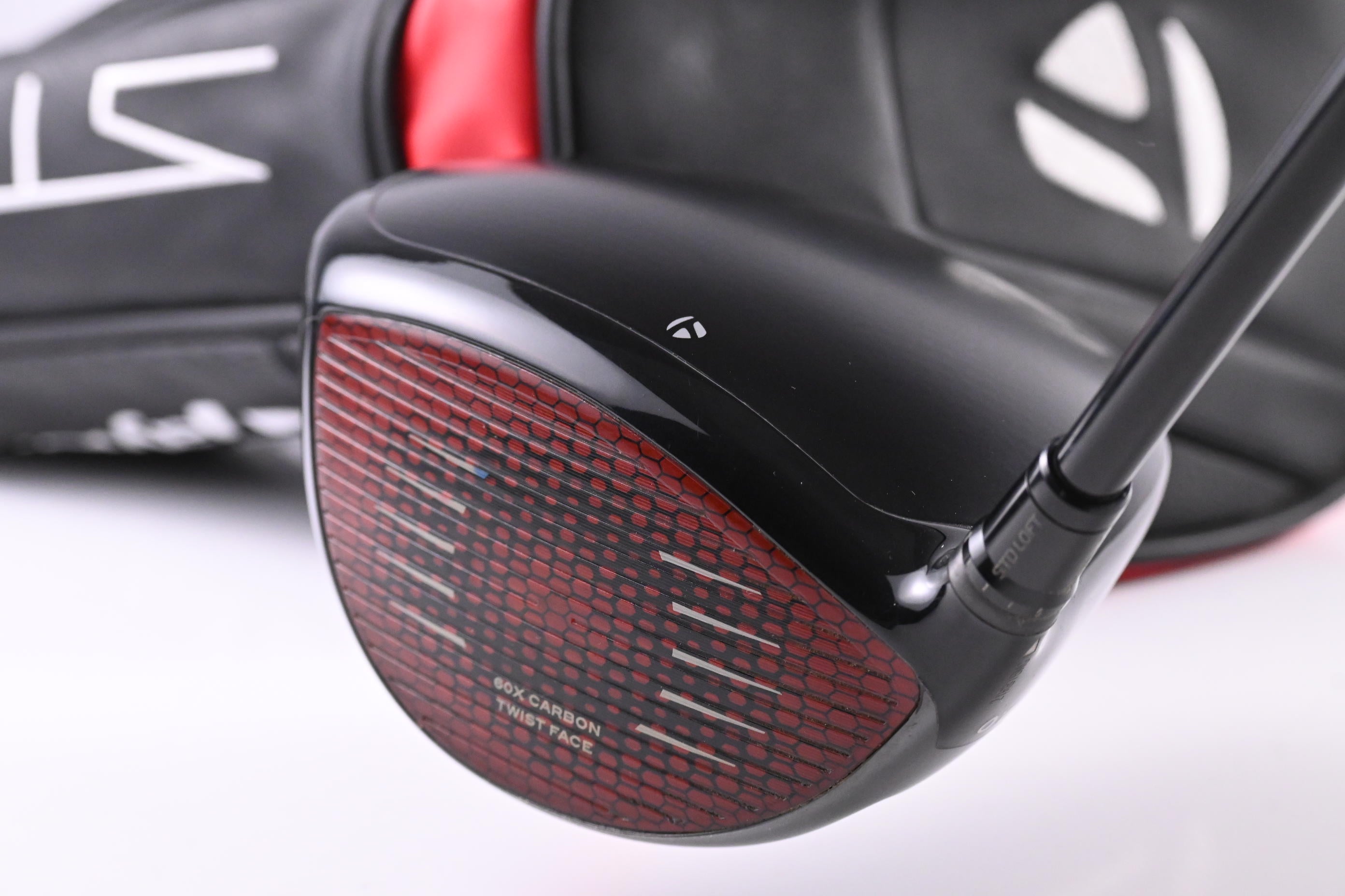Taylormade Stealth Driver / 9 Degree / Stiff Flex Kai'li Red 60 Shaft
