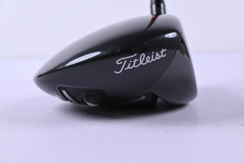 Titleist 917 D2 Driver / 9.5 Degree / Regular Flex Fujikura Motore F1 Shaft