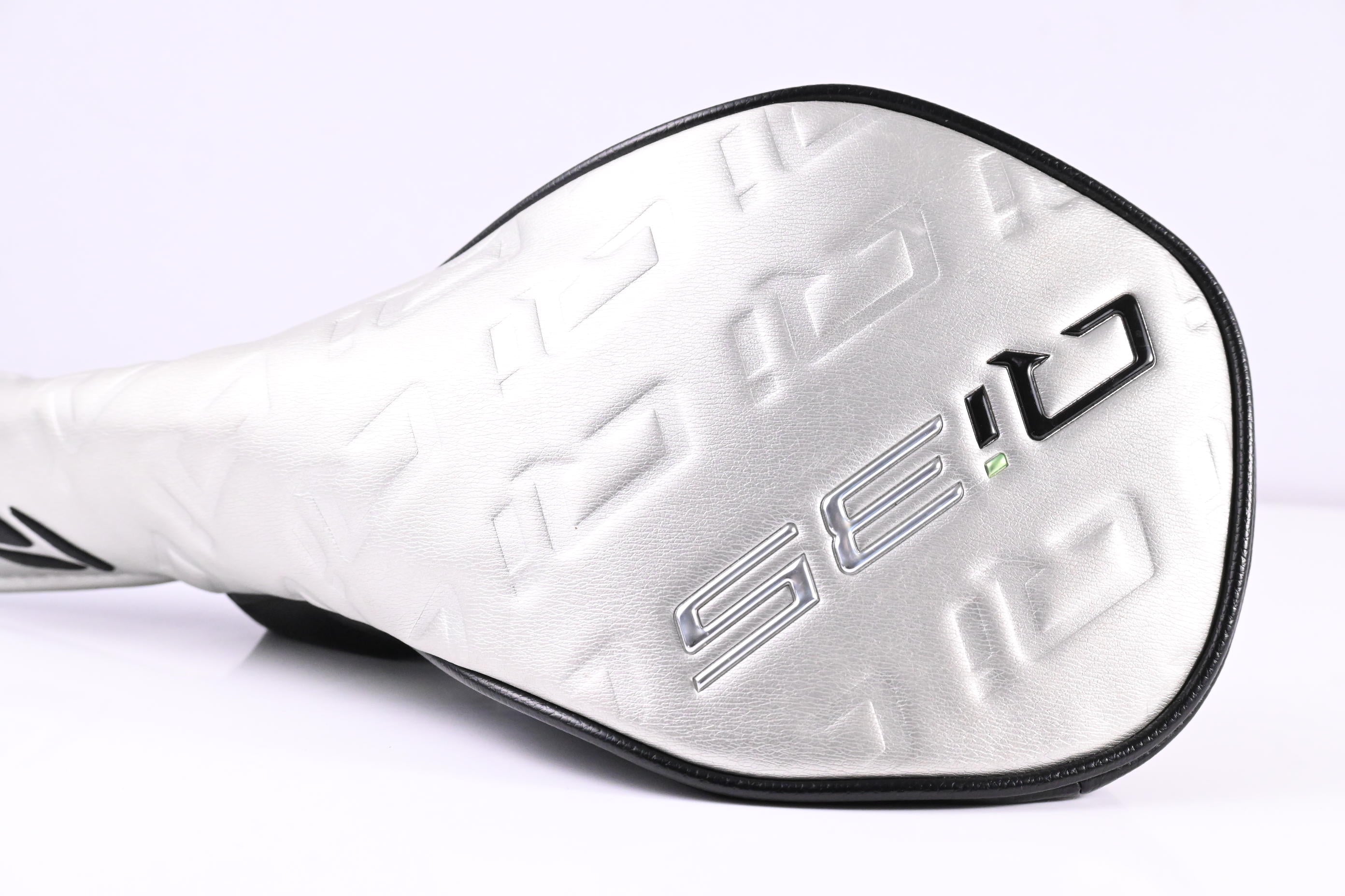 Taylormade Qi35 Driver / 9 Degree / Regular Flex Vanquish Blue 5 Shaft