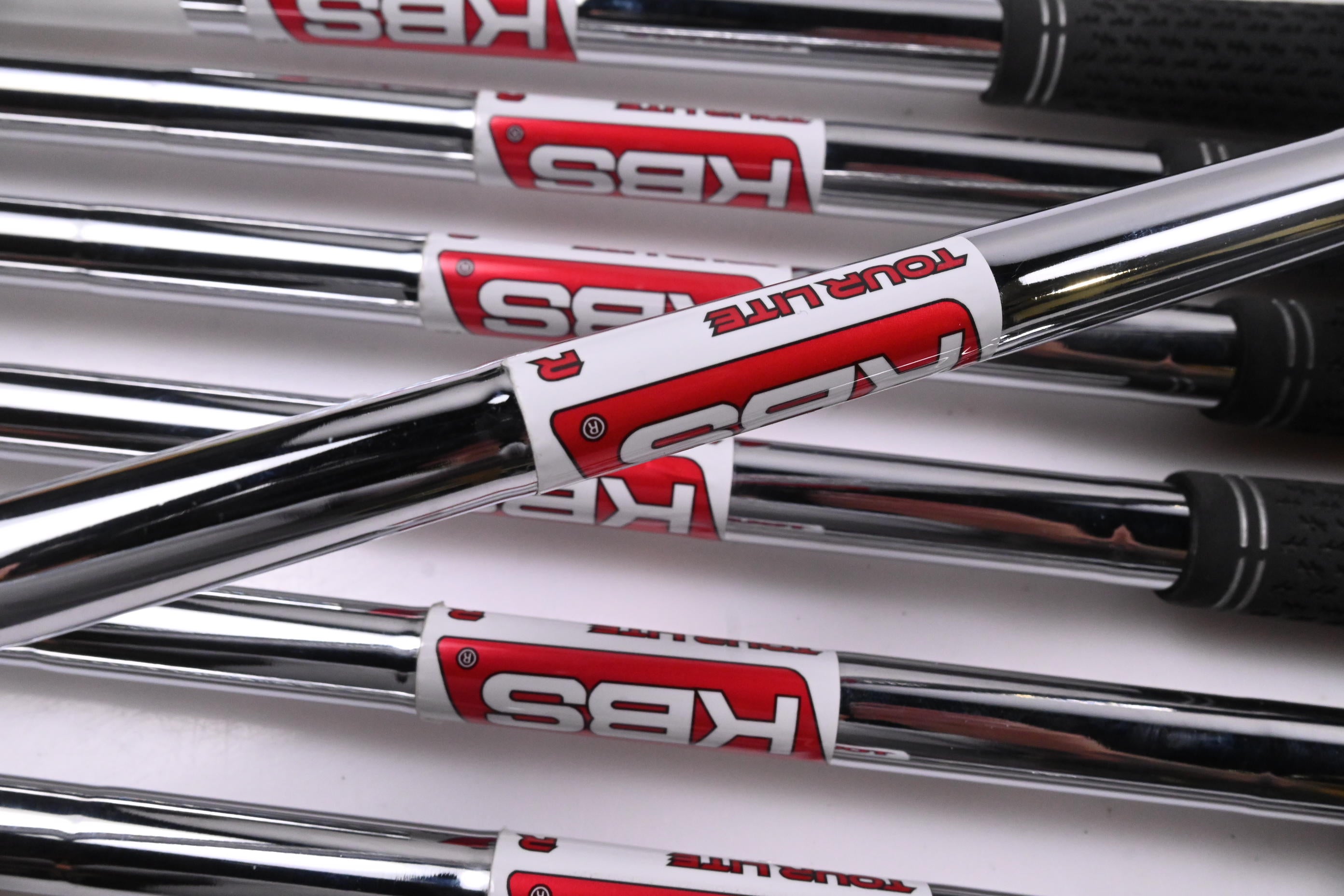 Wilson Dynapwr 2023 Forged Irons / 5-PW+GW / Regular Flex KBS Tour Lite
