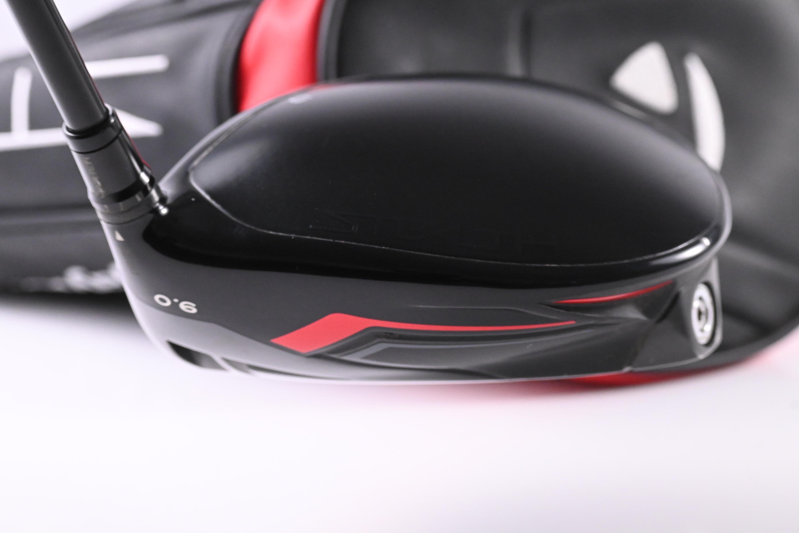 Taylormade Stealth Driver / 9 Degree / Stiff Flex Kai'li Red 60 Shaft