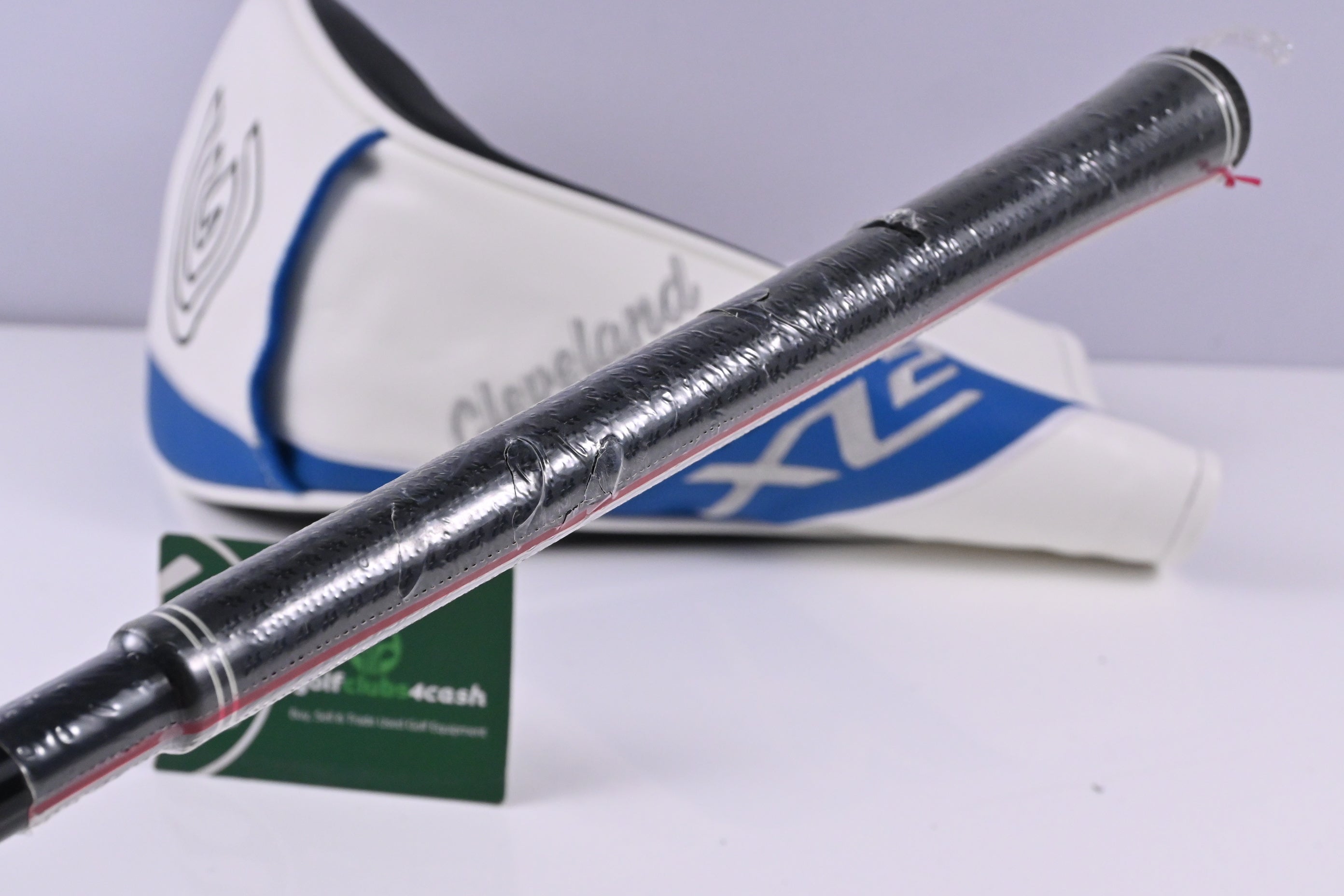 Left Hand Cleveland Launcher XL 2 Driver / 10.5 Degree / Stiff Flex Aldila Ascent 40