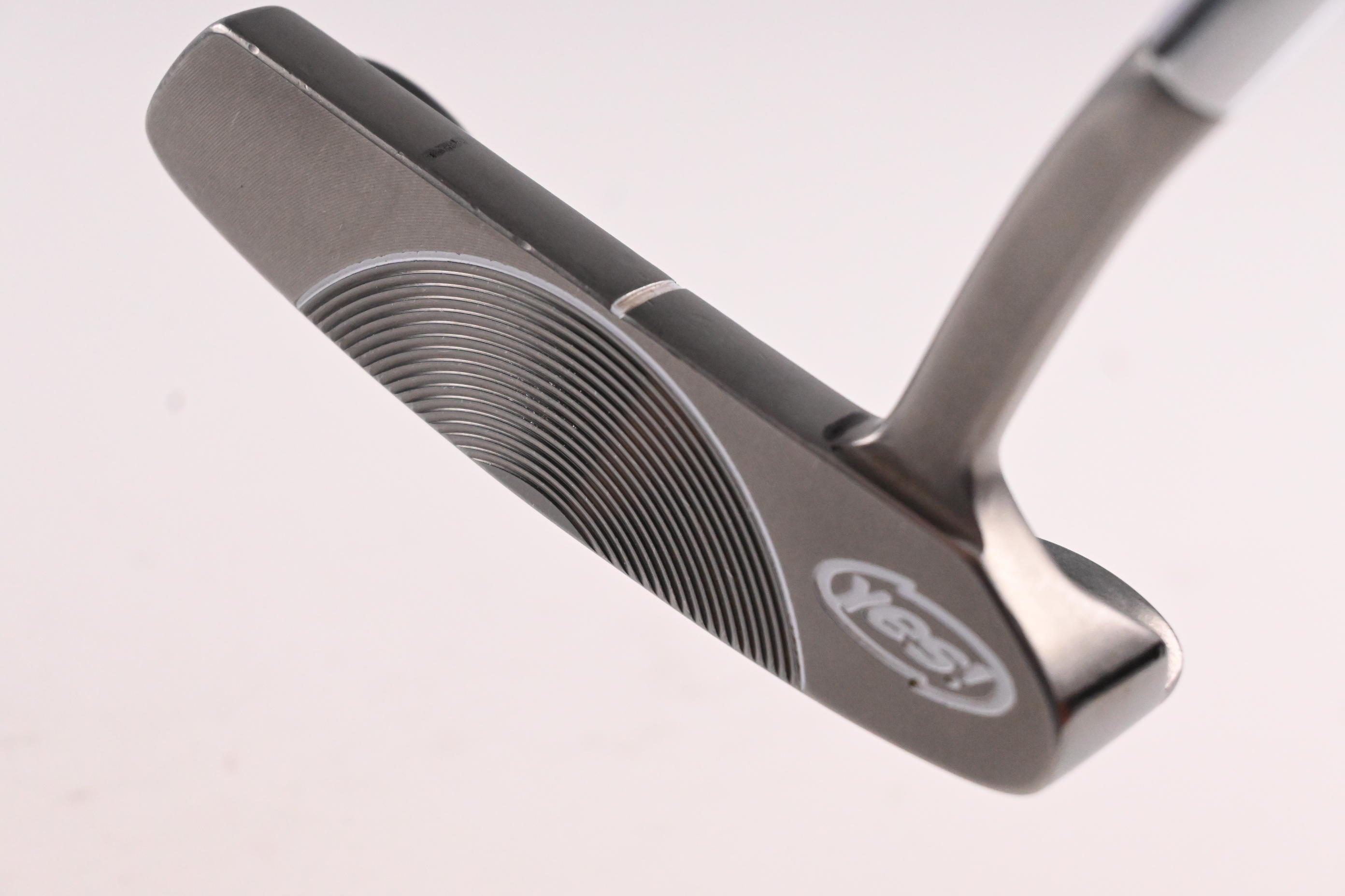 Yes! C-Groove Tracy II Putter / 33 Inch