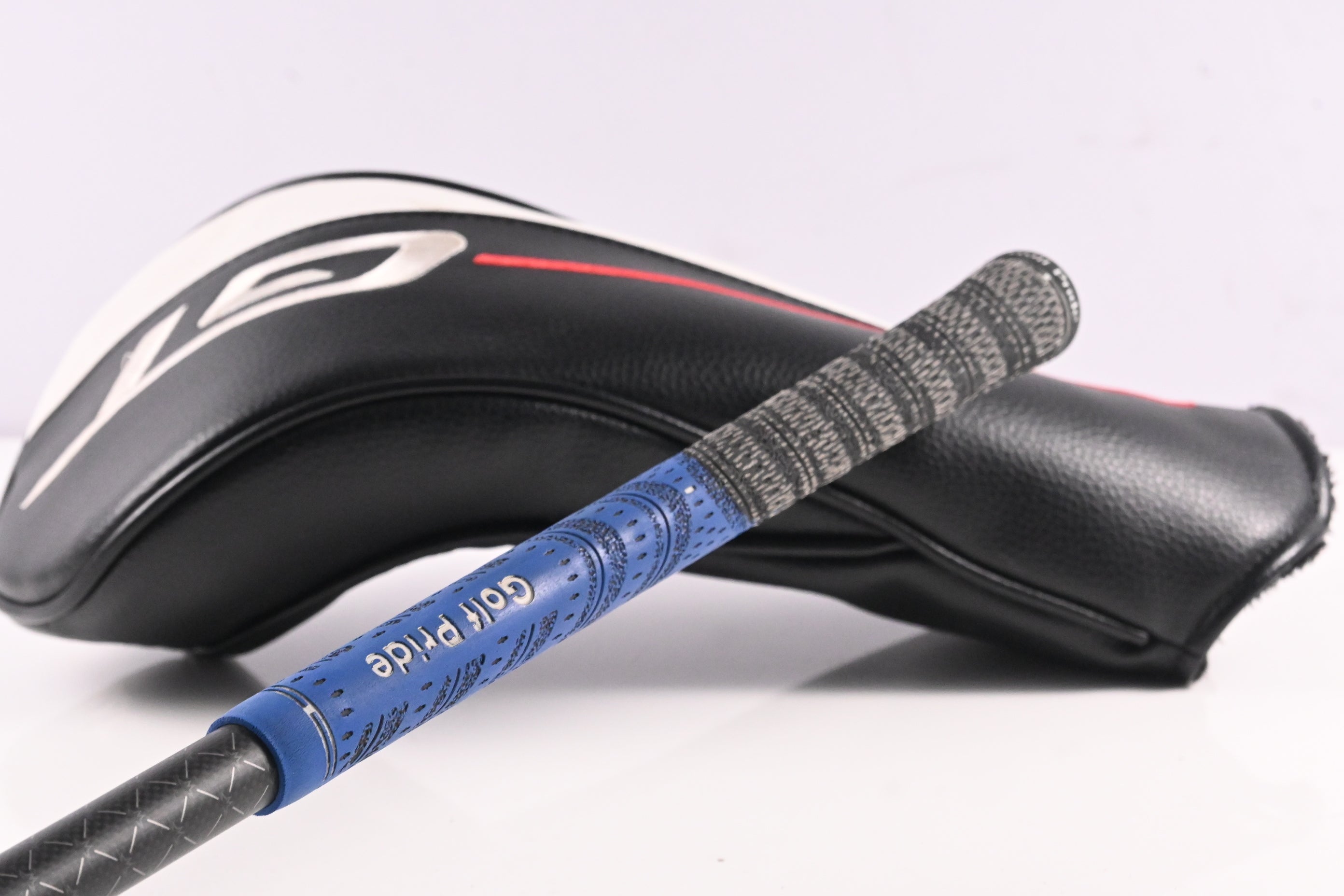 Titleist GT1 Driver / 9 Degree / Regular Flex Tensei 1K Blue 55 Shaft
