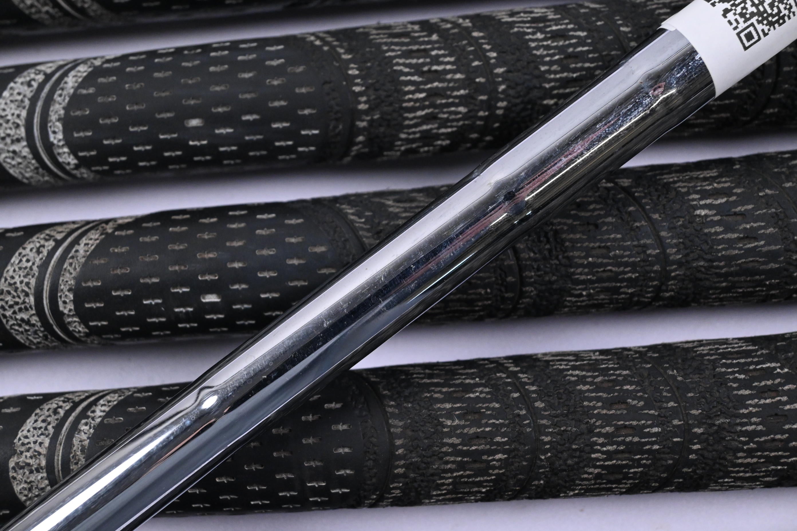 Ping G15 Irons / 5-PW+SW / Yellow Dot / Regular Flex Ping AWT Shafts