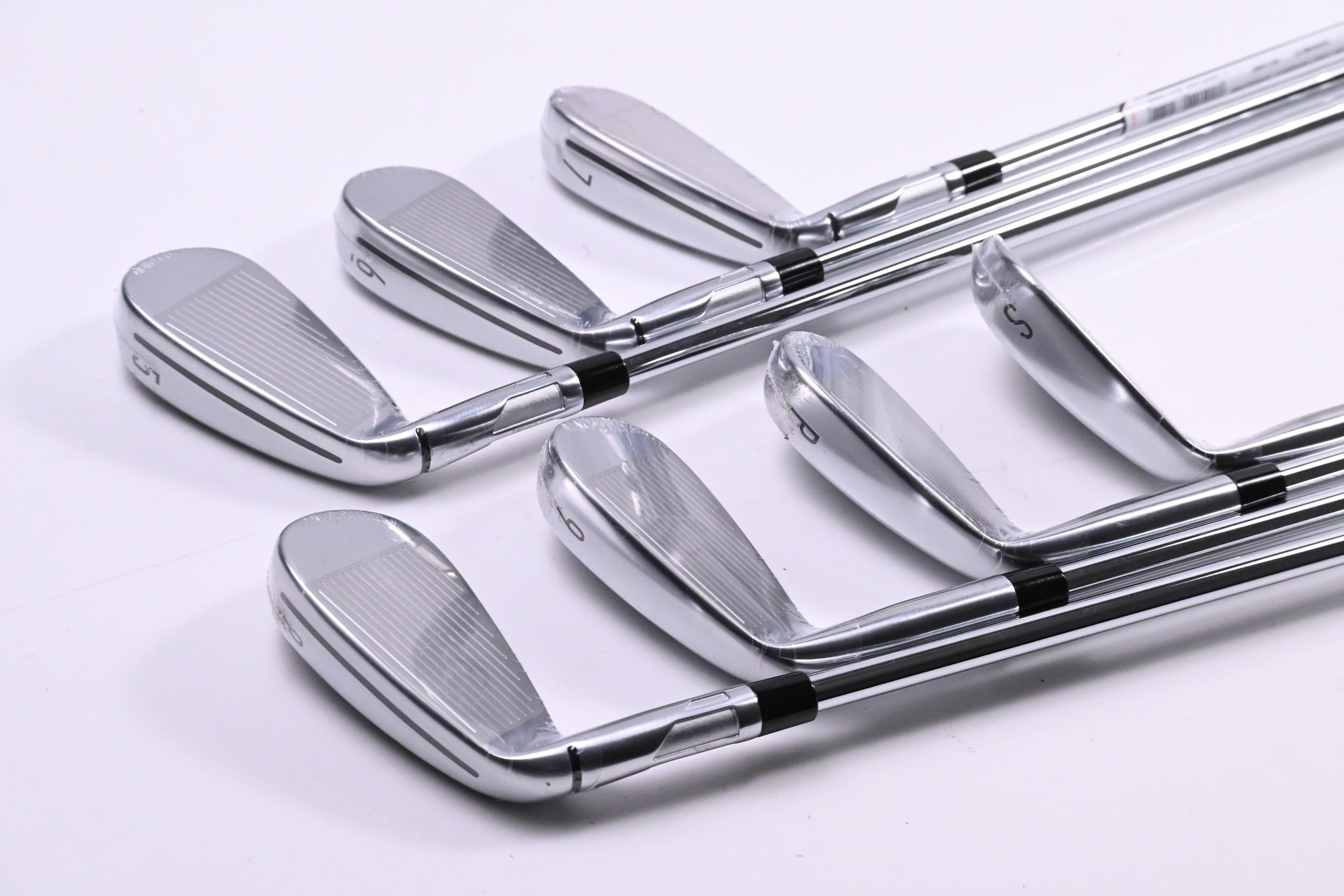 Taylormade Qi Max Irons / 5-PW+SW / Stiff Flex KBS MAX MT 85 Shafts