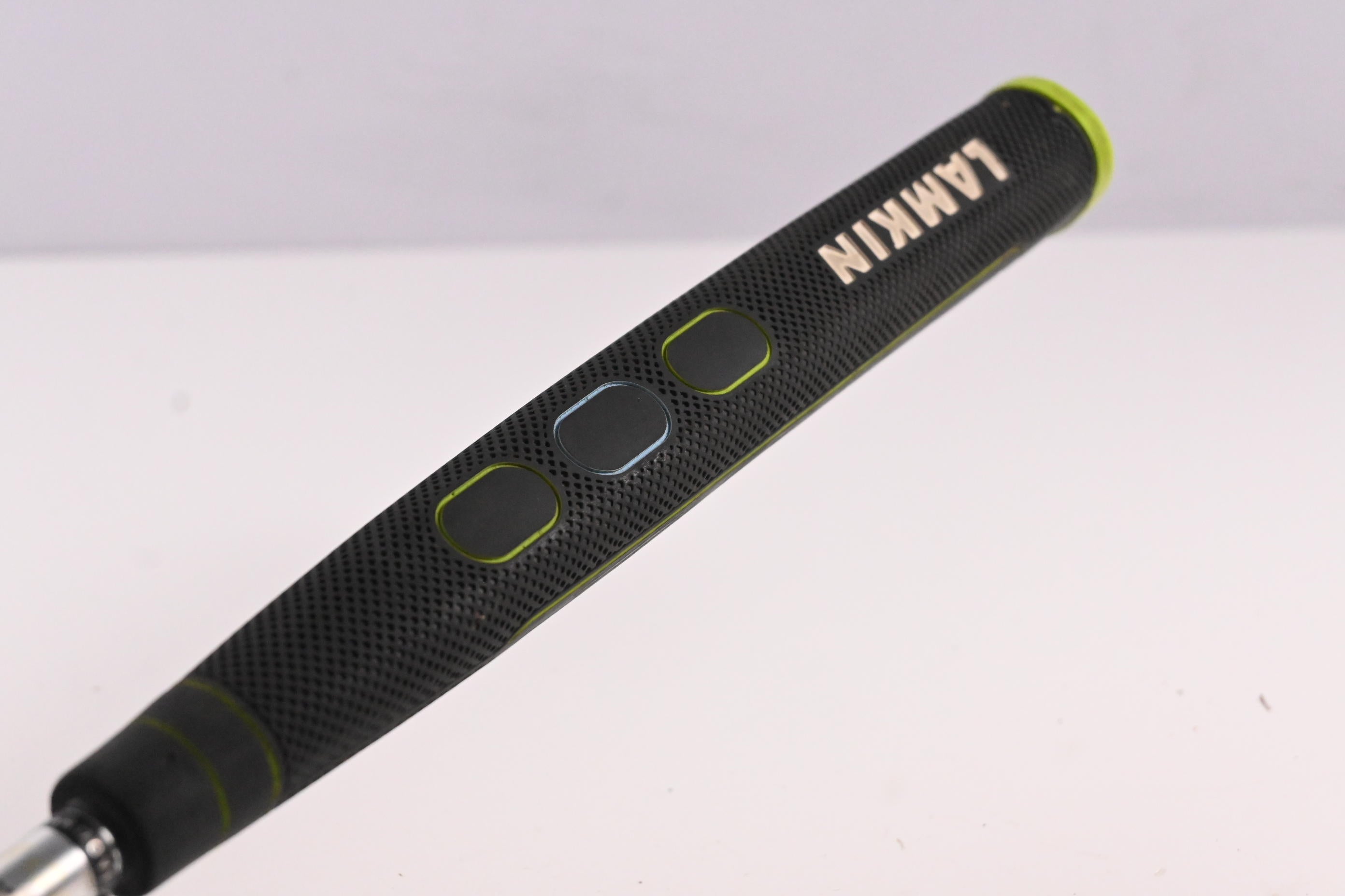 Yes! C-Groove Tracy II Putter / 33 Inch