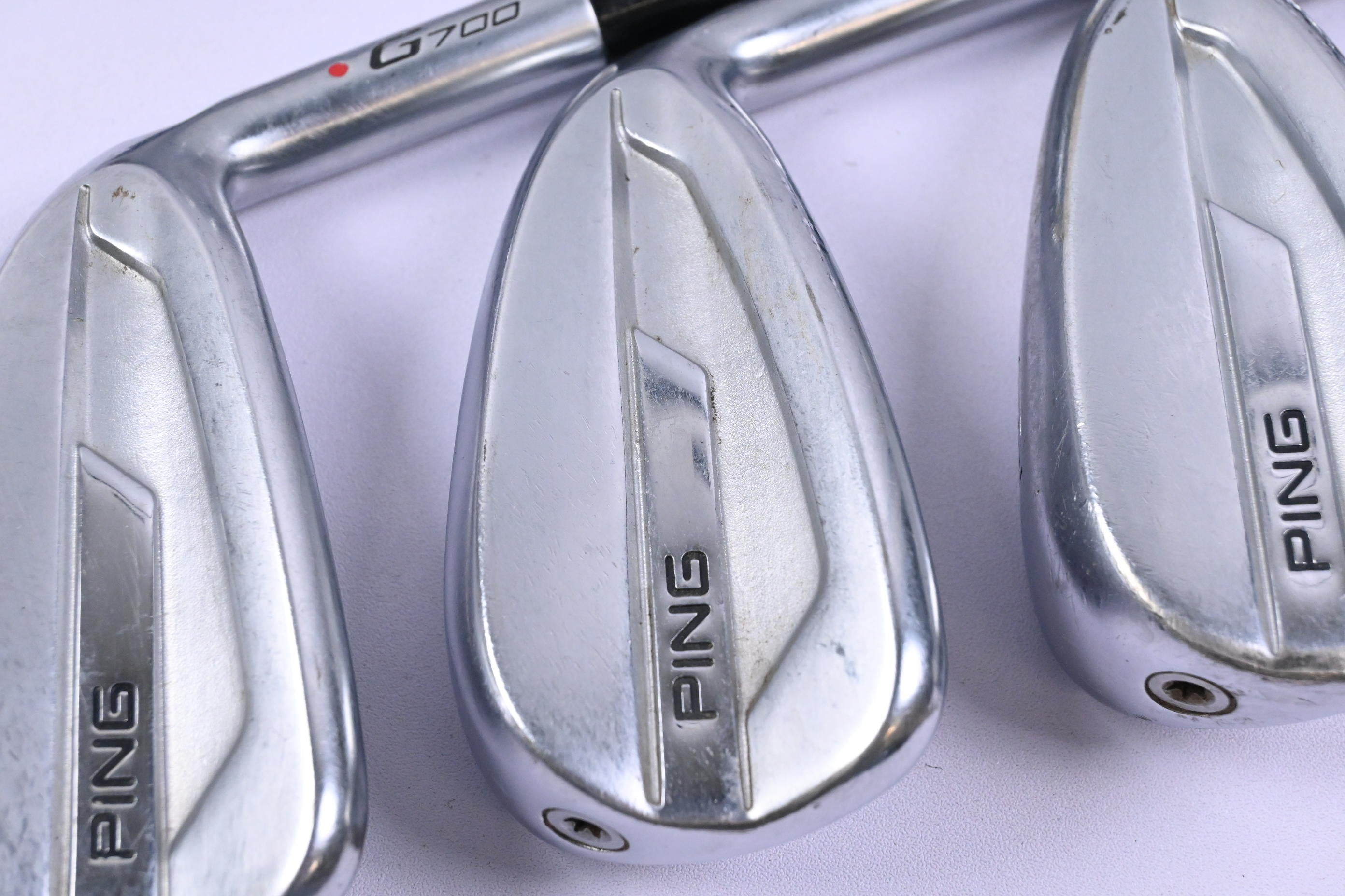 Ping G700 Irons / 5-9i / Red Dot / Senior Flex Ping Alta CB Shafts