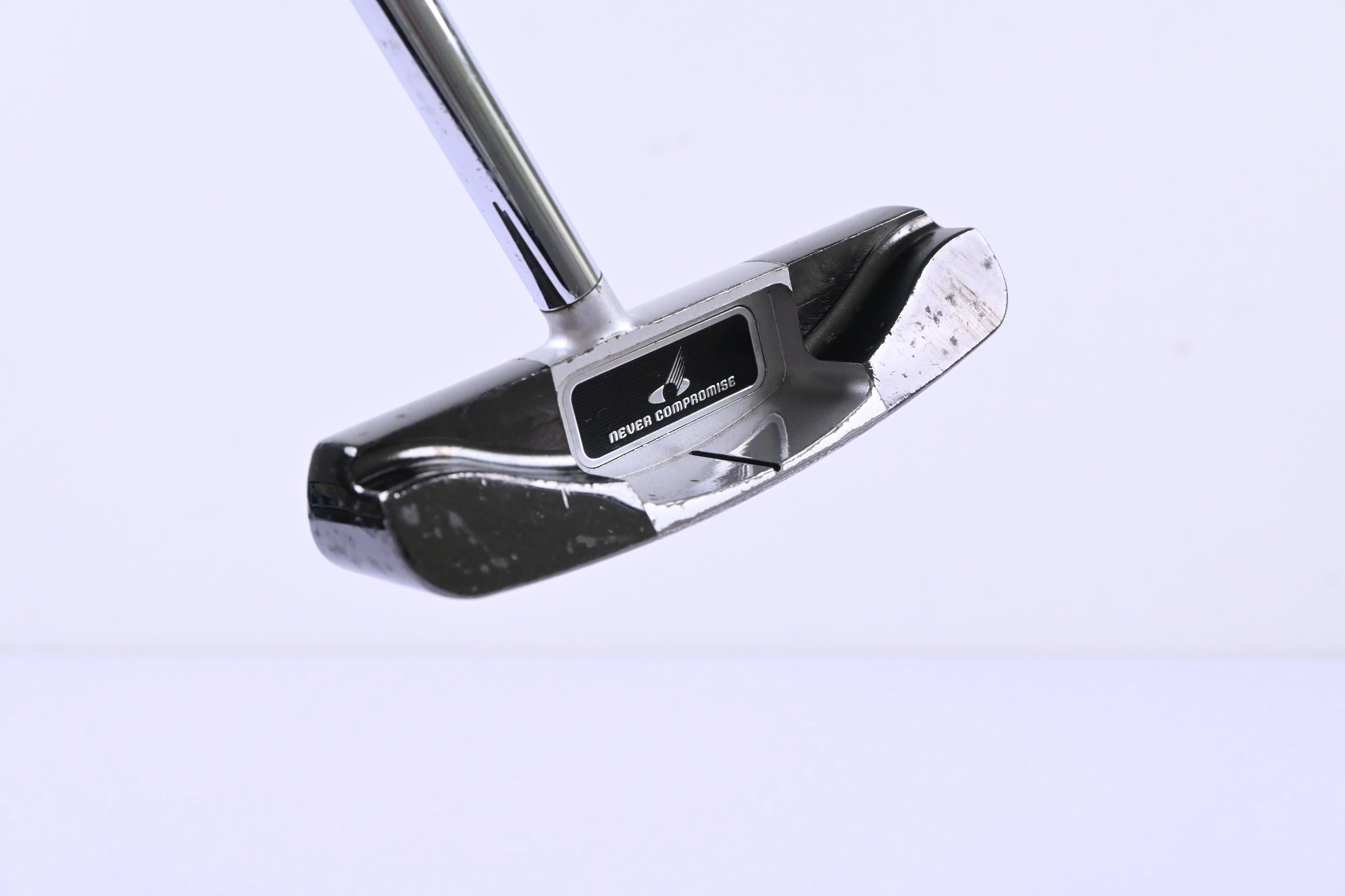 Never Compromise 8 Putter / 34 Inch
