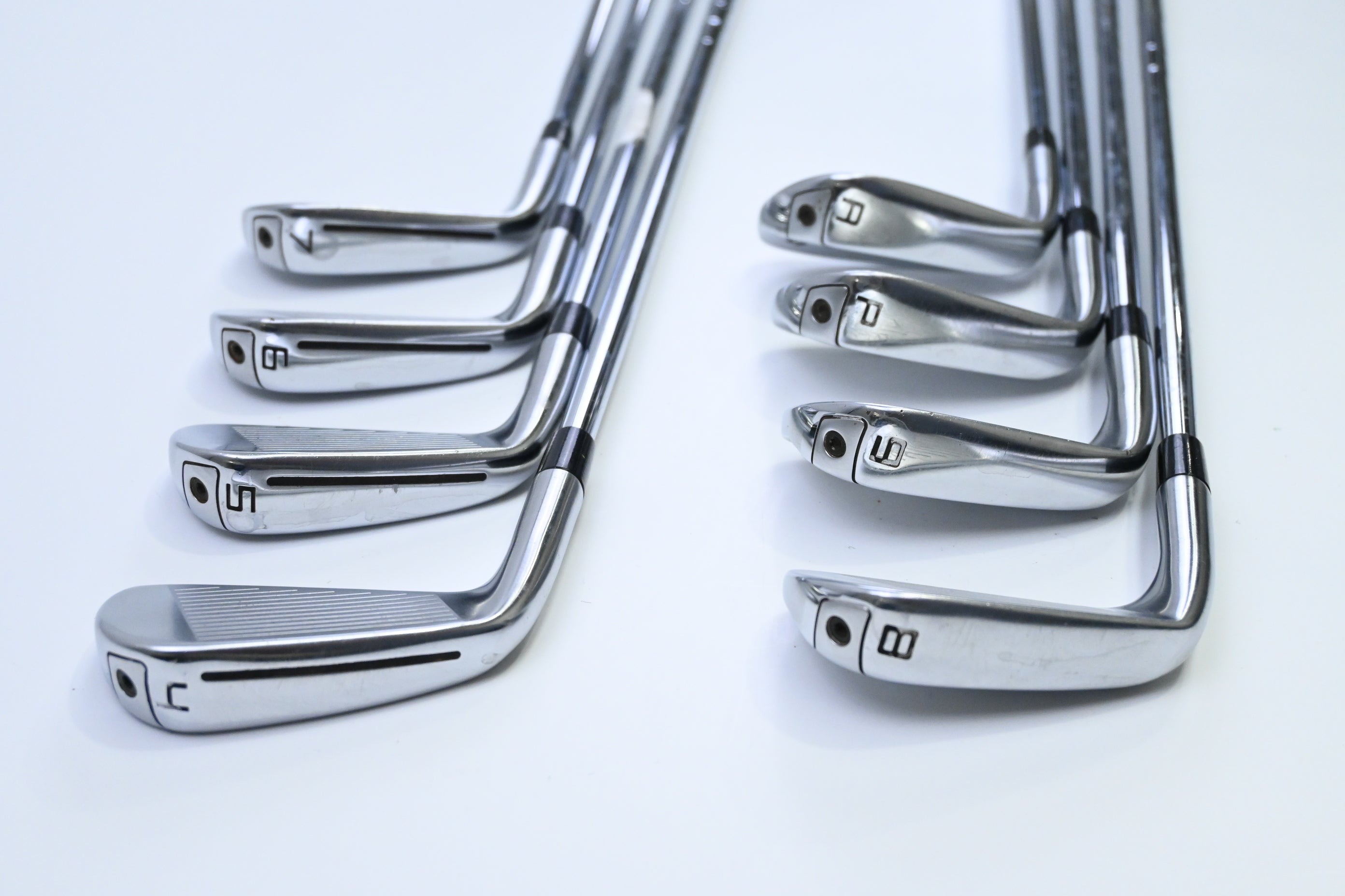 Taylormade P790 2019 Irons / 4-PW+GW / Regular Flex Dynamic Gold 105 R300
