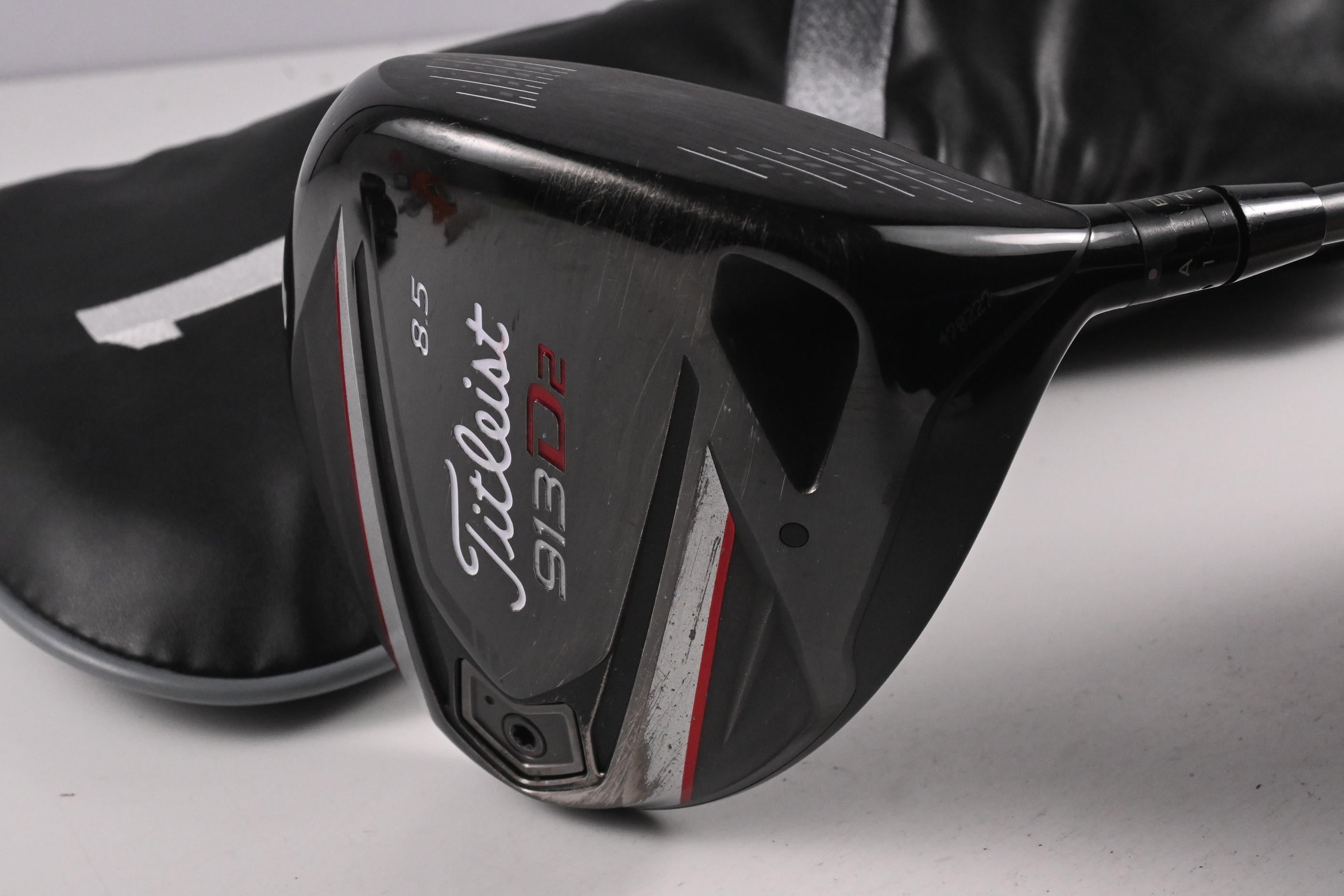 Titleist 913 D2 Driver / 8.5 Degree / Senior Flex Aldila Synergy 50 Shaft