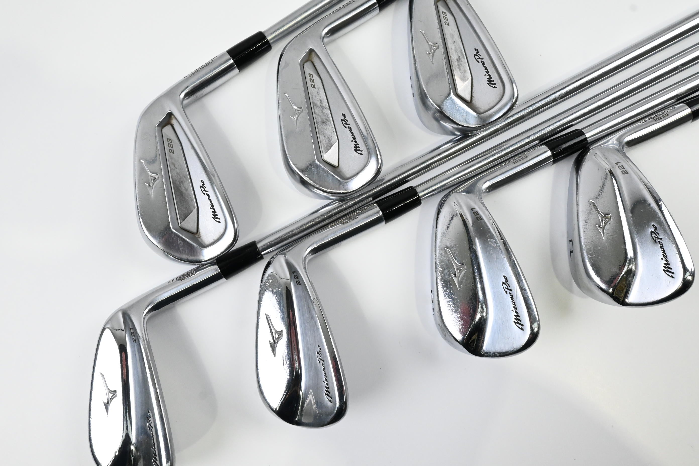 Mizuno Pro 221/223 Combo Irons / 4-PW / X-Flex Project X LS 125 Shafts