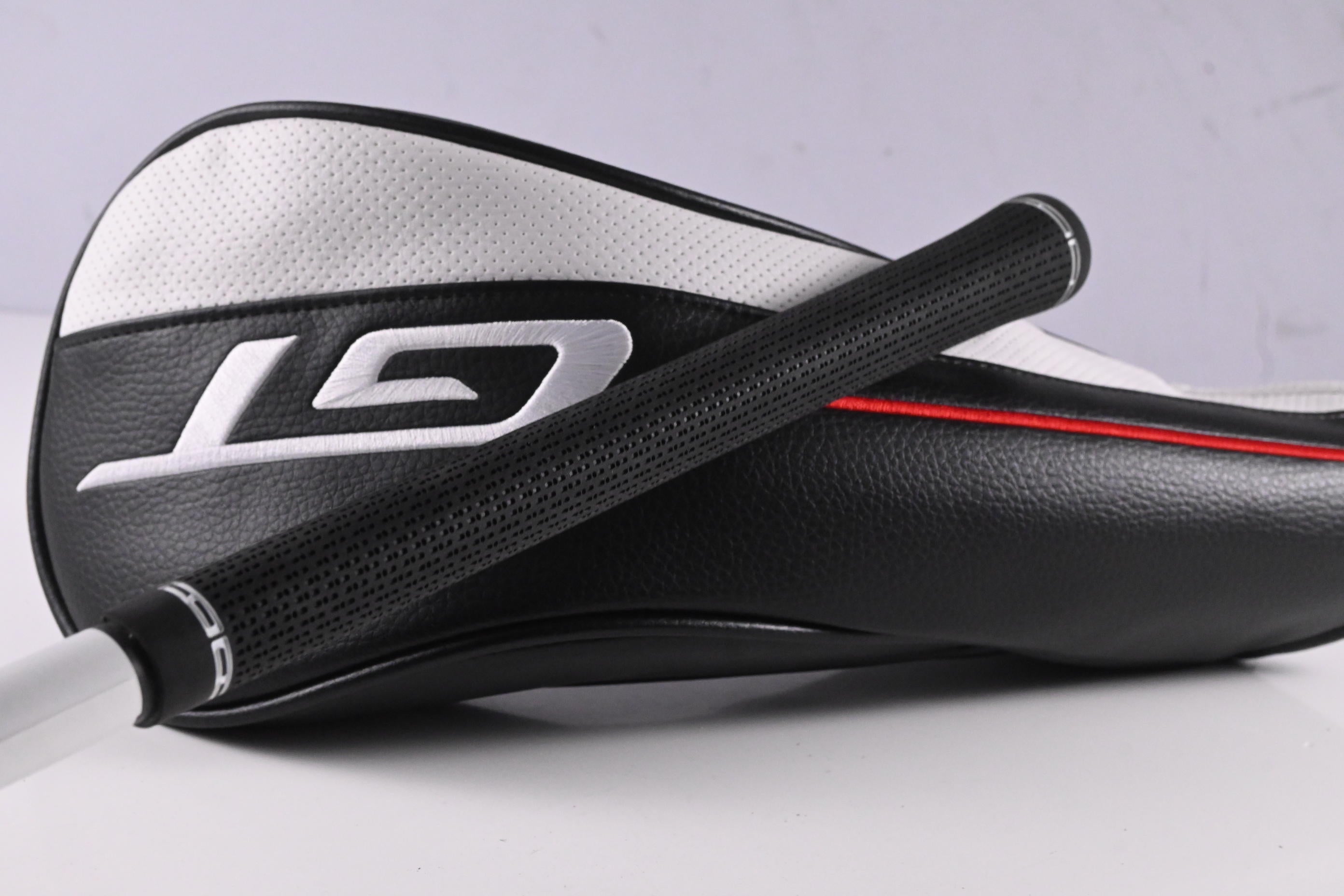 Titleist GT2 Driver / 9 Degree / Stiff Flex Tensei 1K Blue 55 Shaft
