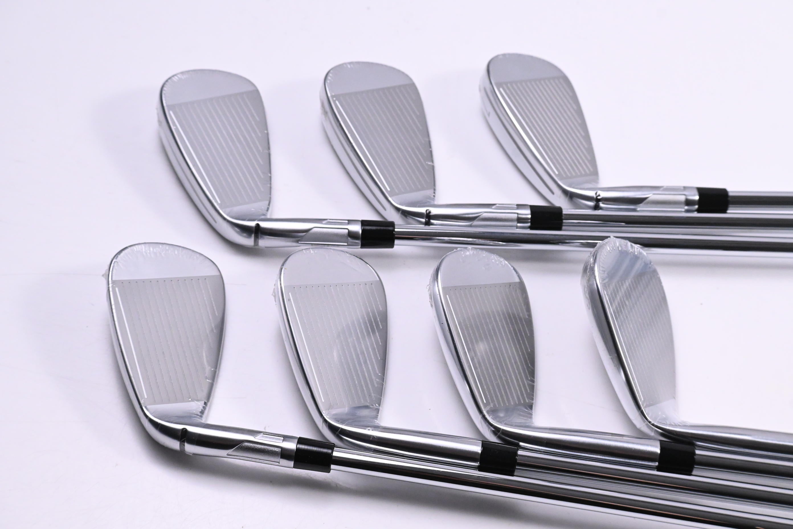 Taylormade Qi Max Irons / 5-PW+SW / Stiff Flex KBS MAX MT 85 Shafts