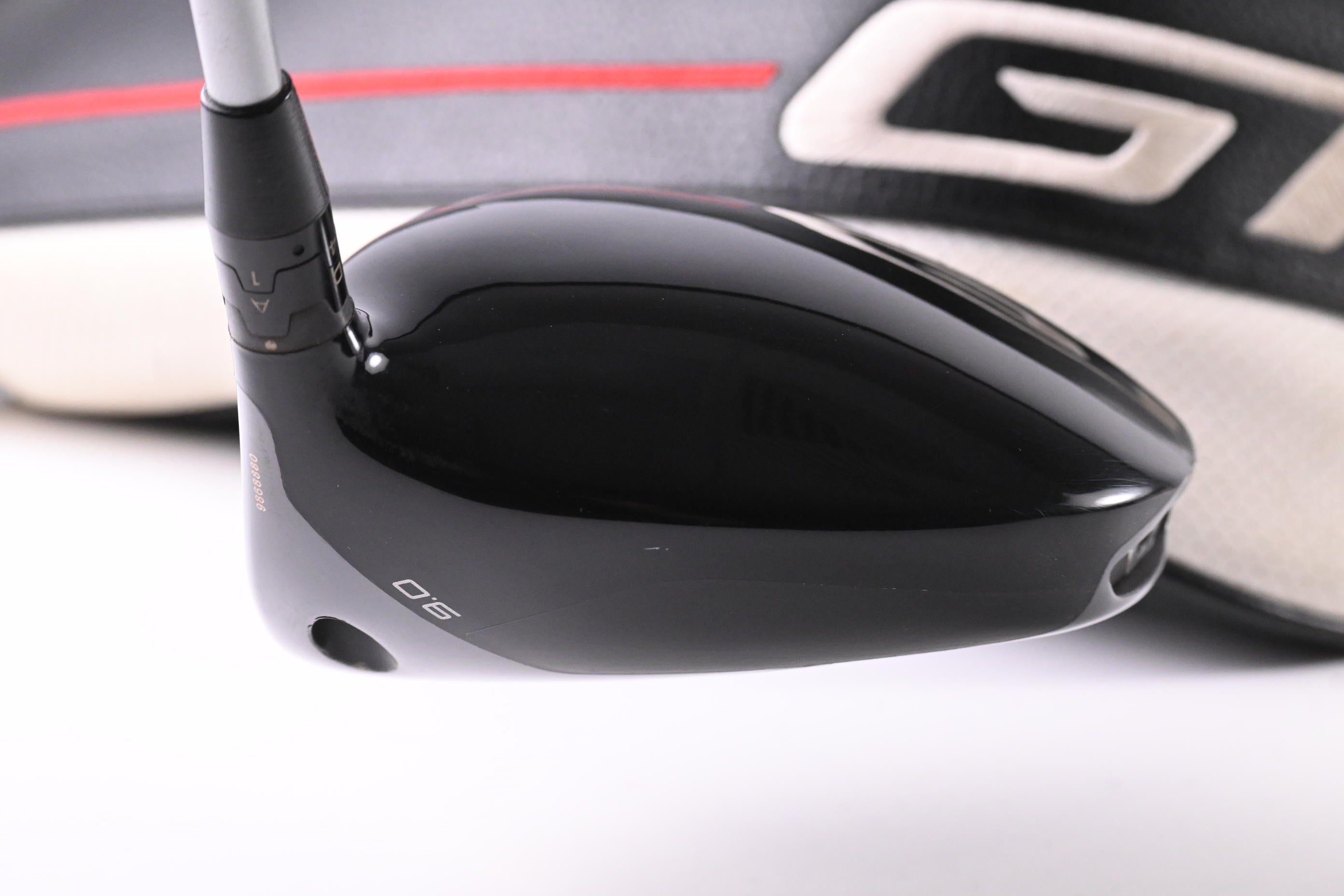 Titleist GT2 Driver / 9 Degree / Regular Flex Graphite Design Tour AD UB 5 Shaft