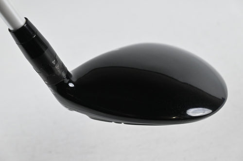 Titleist 915 F #3 Wood / 15 Degree / X-Flex Aldila Rogue Silver 70 Shaft