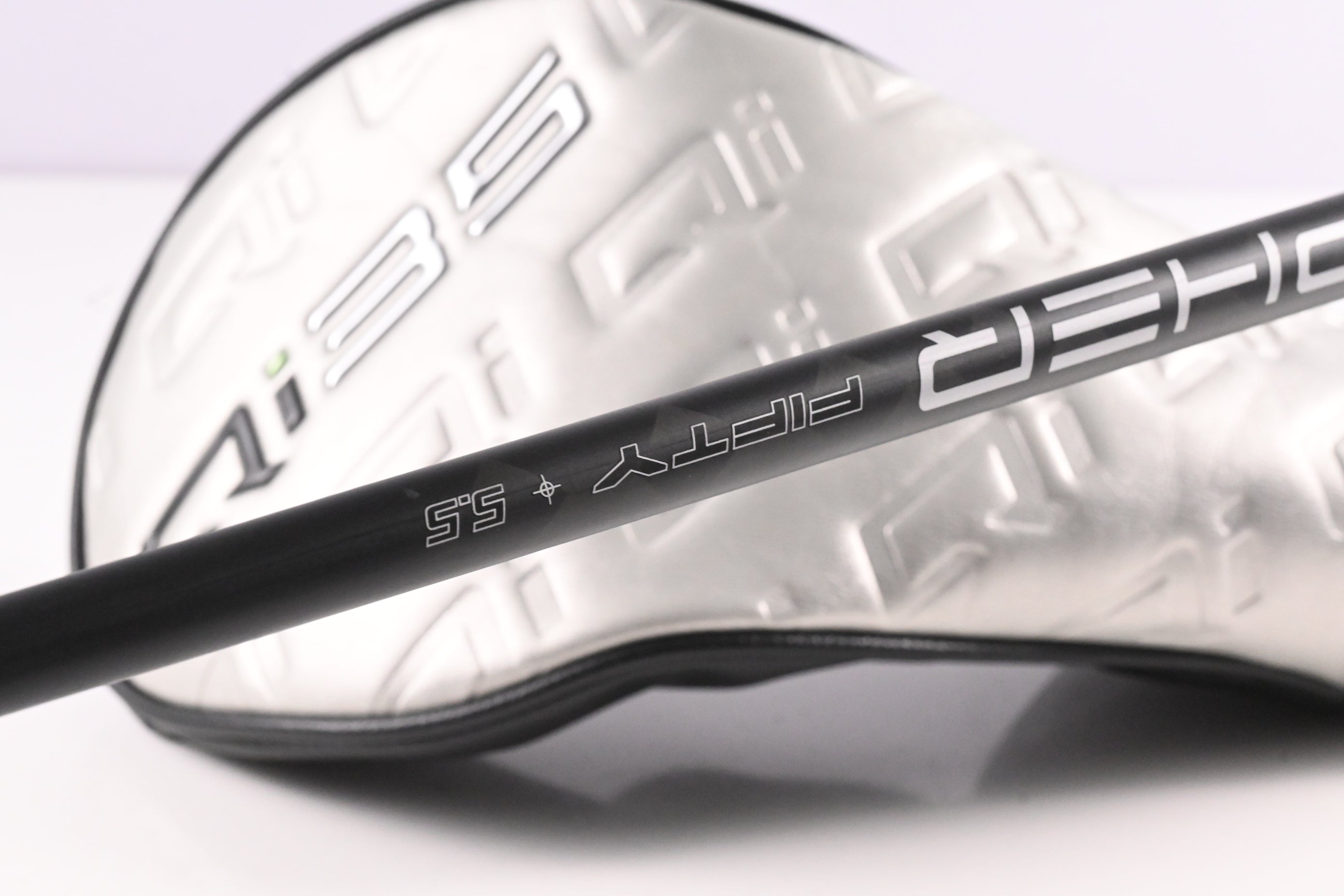Taylormade Qi35 Driver / 9 Degree / Regular Flex Cypher 2.0 50 Shaft