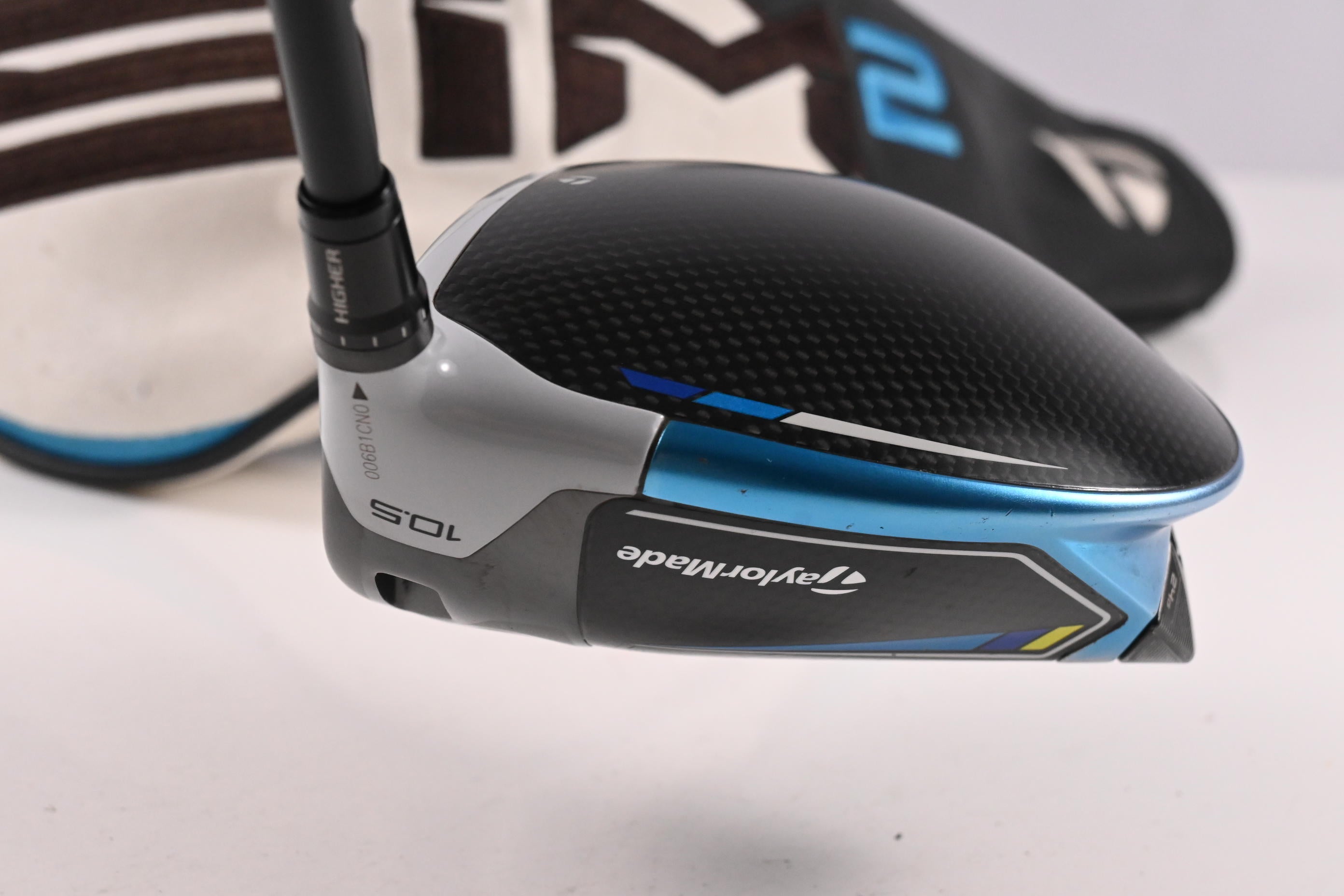 Taylormade SIM2 Max Driver / 10.5 Degree / Regular Flex Ventus Blue 5 Shaft
